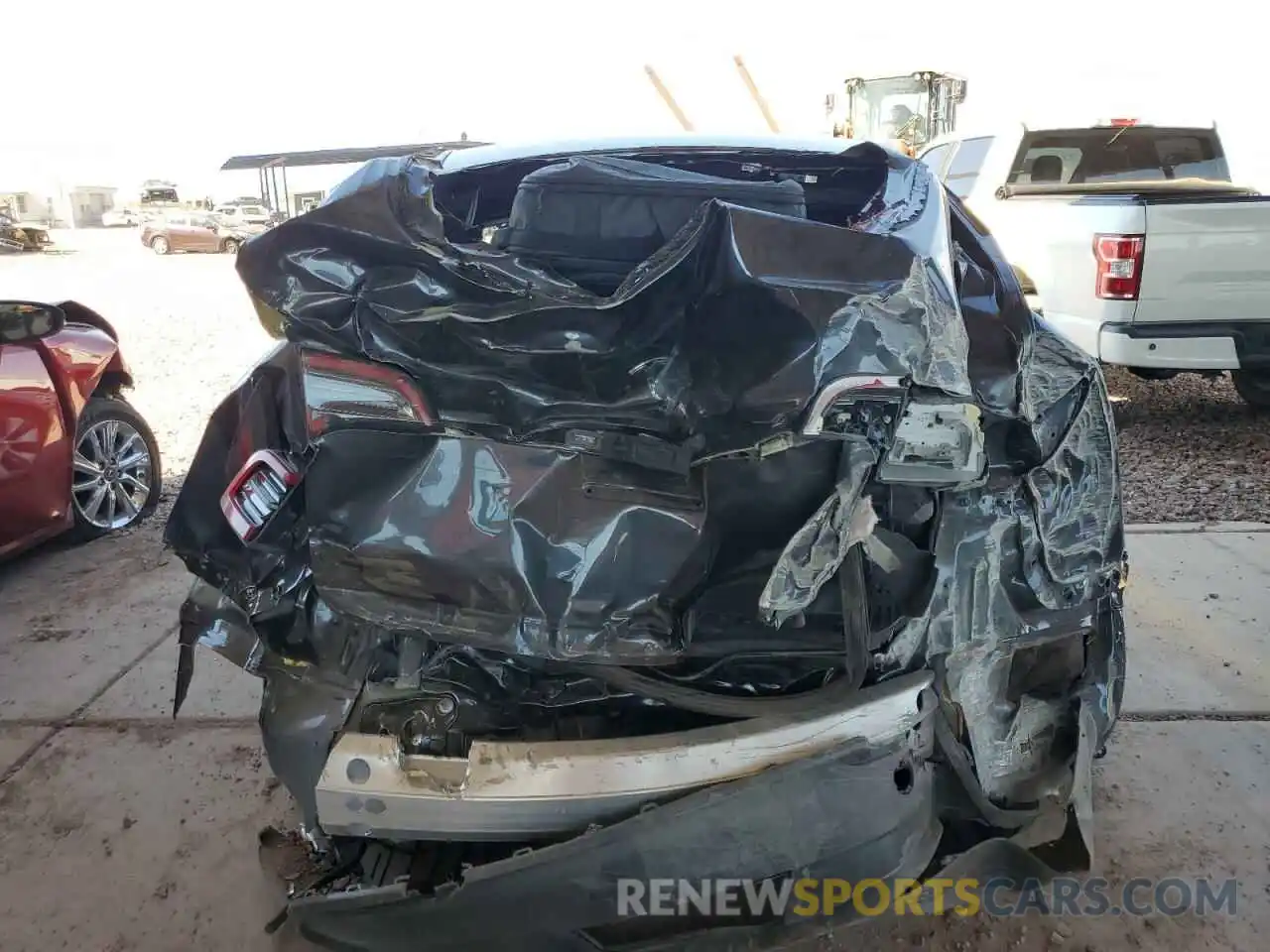 6 Photograph of a damaged car 7SAYGAEE4RF077075 TESLA MODEL Y 2024