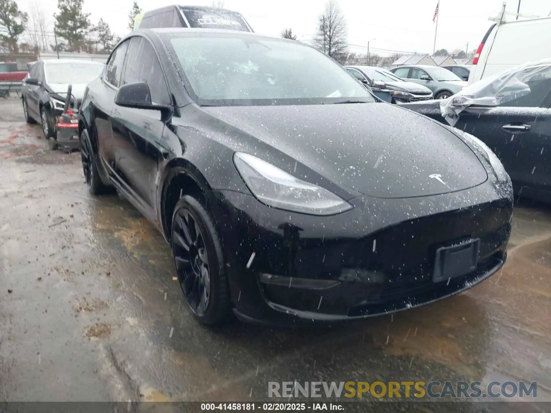 1 Photograph of a damaged car 7SAYGAEE4RF985266 TESLA MODEL Y 2024