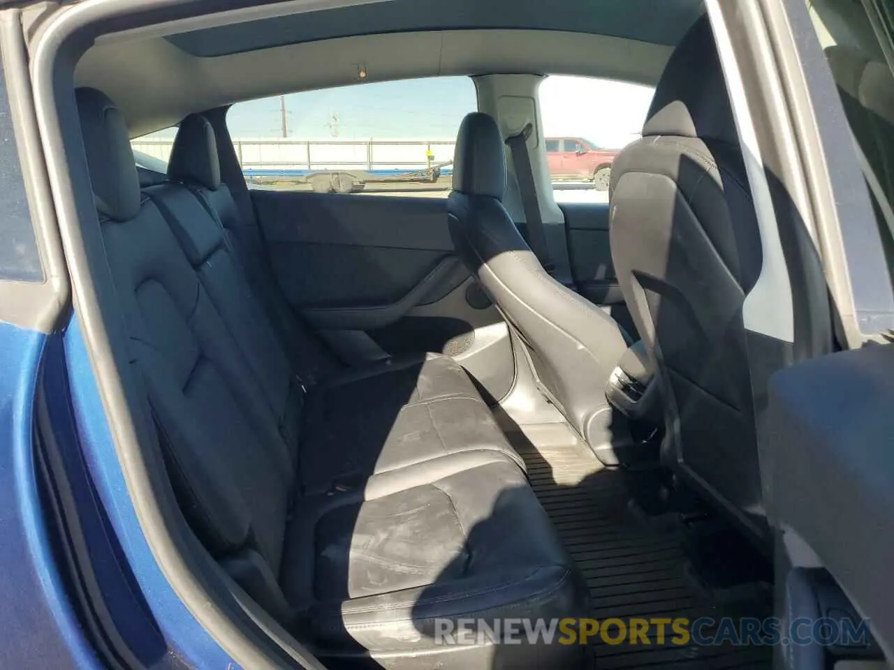 12 Photograph of a damaged car 7SAYGAEE5RF003891 TESLA MODEL Y 2024