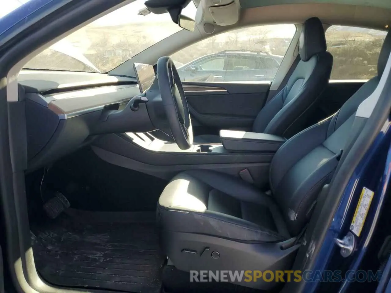 7 Photograph of a damaged car 7SAYGAEE5RF003891 TESLA MODEL Y 2024