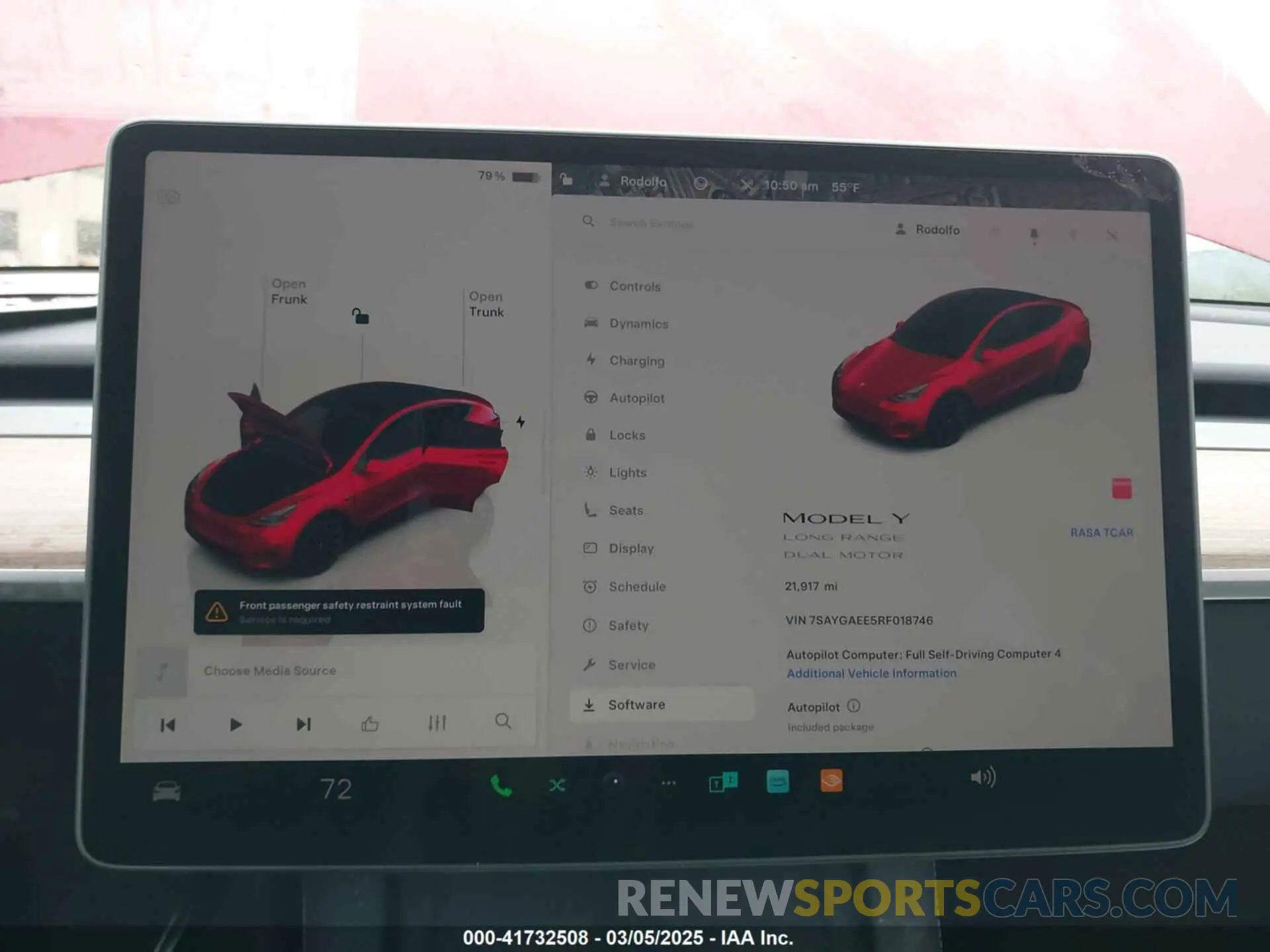 18 Photograph of a damaged car 7SAYGAEE5RF018746 TESLA MODEL Y 2024