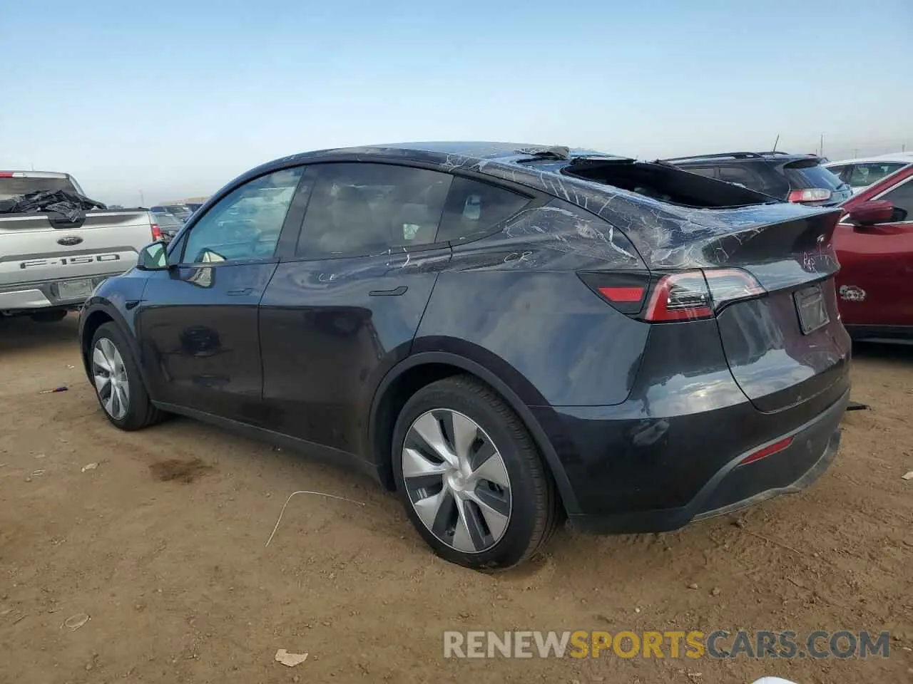 2 Photograph of a damaged car 7SAYGAEE5RF027463 TESLA MODEL Y 2024