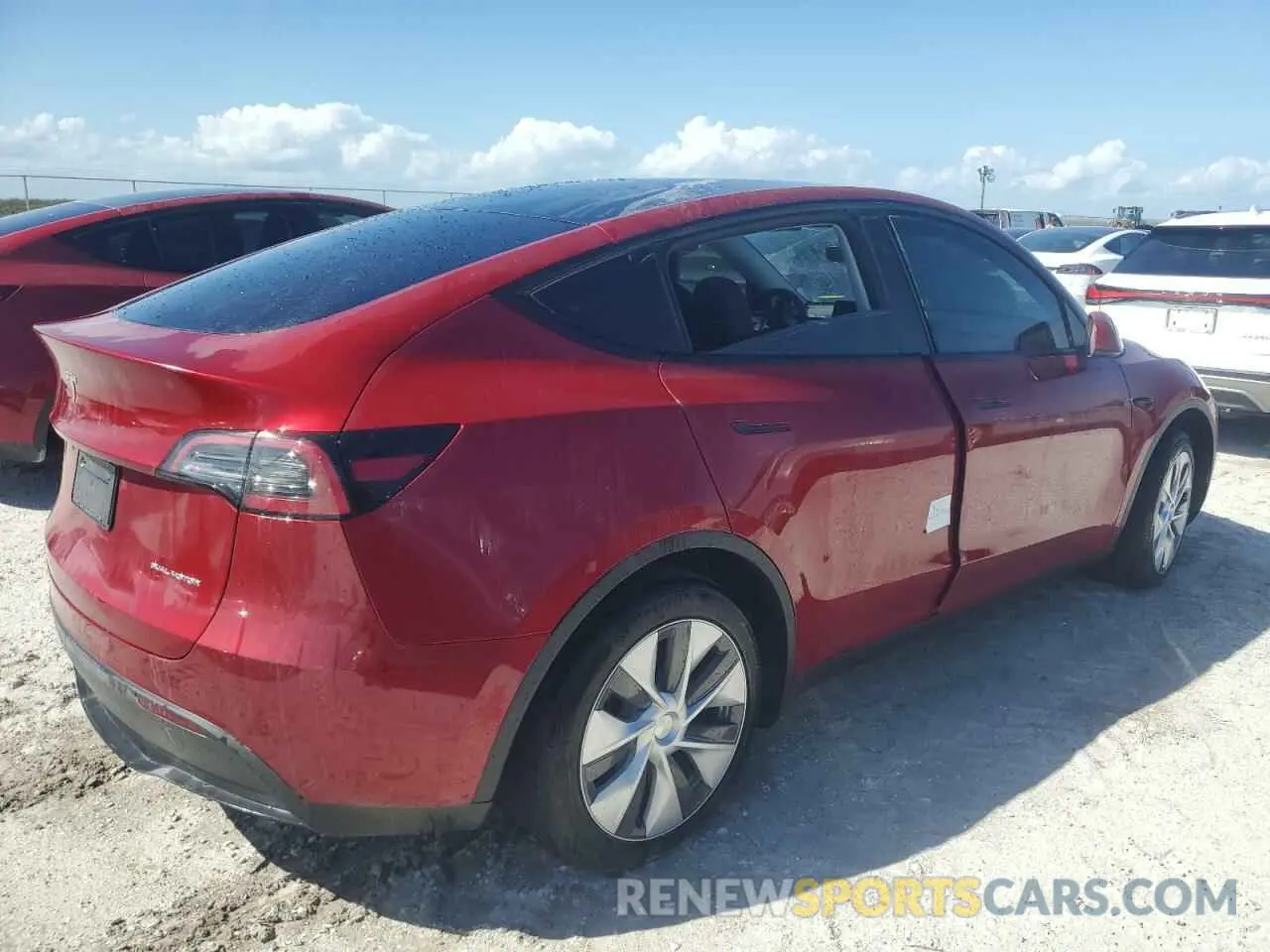 3 Photograph of a damaged car 7SAYGAEE5RF079935 TESLA MODEL Y 2024
