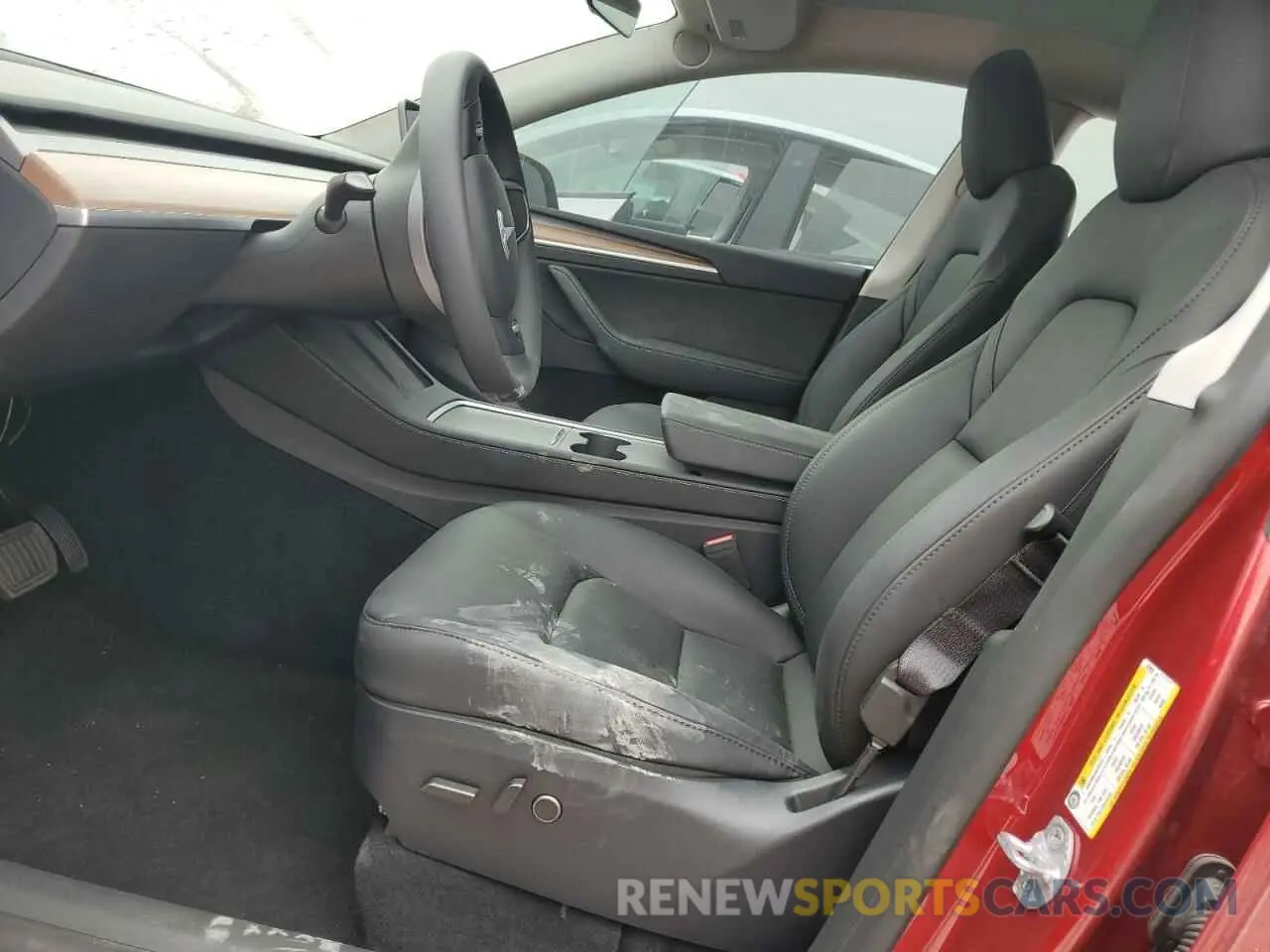 7 Photograph of a damaged car 7SAYGAEE5RF079935 TESLA MODEL Y 2024