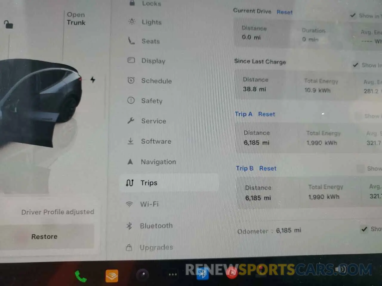 9 Photograph of a damaged car 7SAYGAEE5RF088151 TESLA MODEL Y 2024