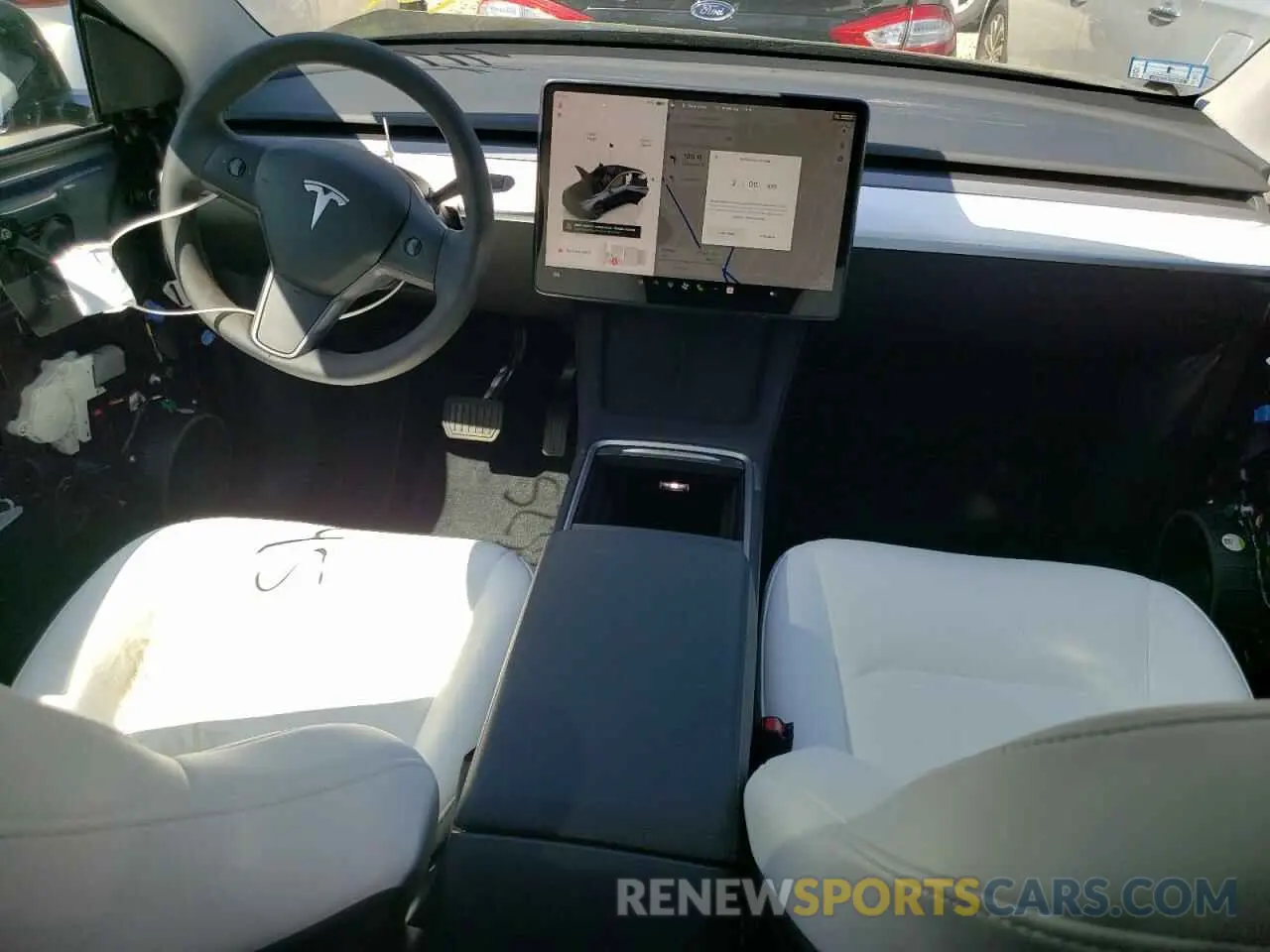 8 Photograph of a damaged car 7SAYGAEE5RF214010 TESLA MODEL Y 2024