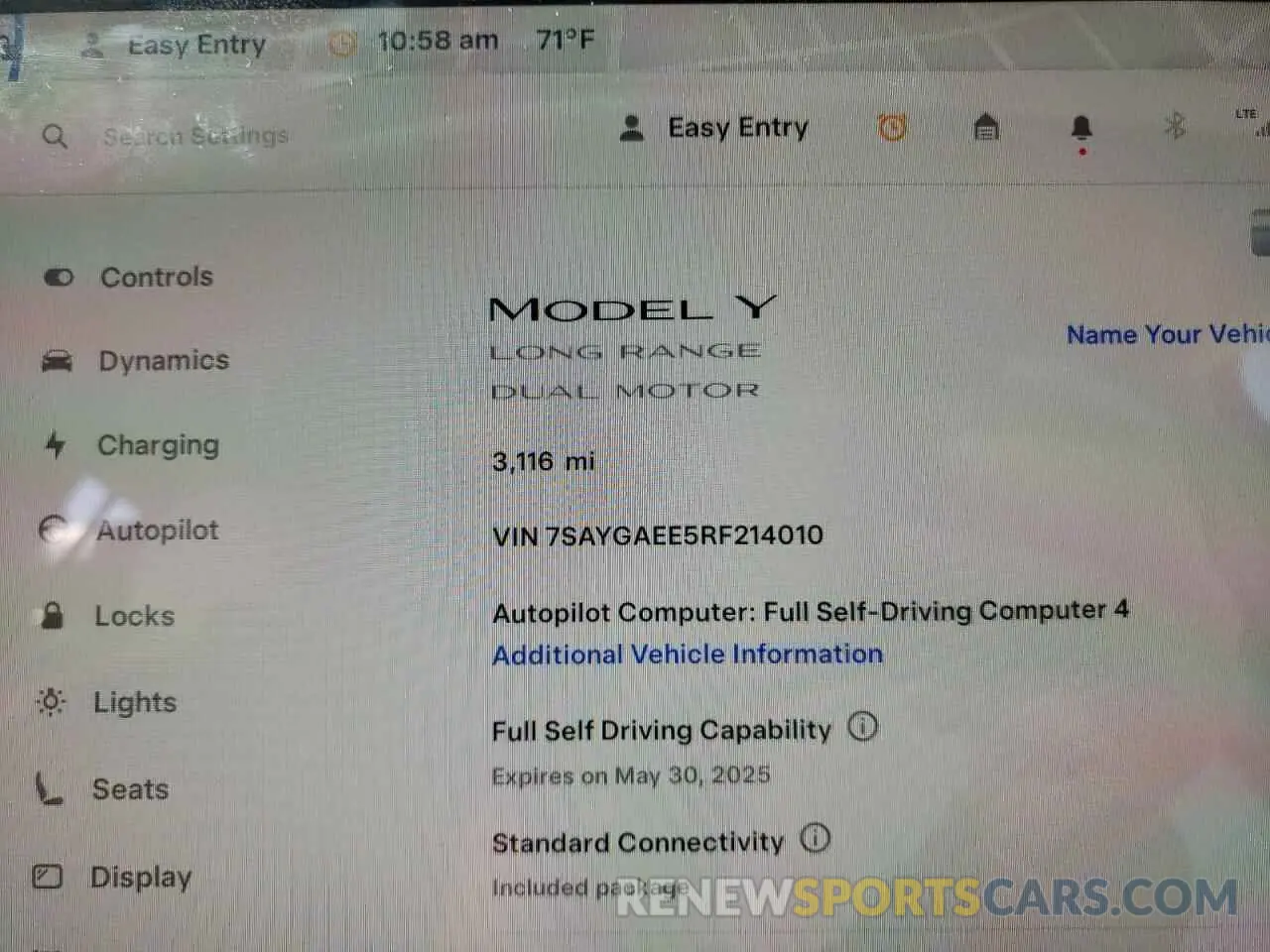 9 Photograph of a damaged car 7SAYGAEE5RF214010 TESLA MODEL Y 2024