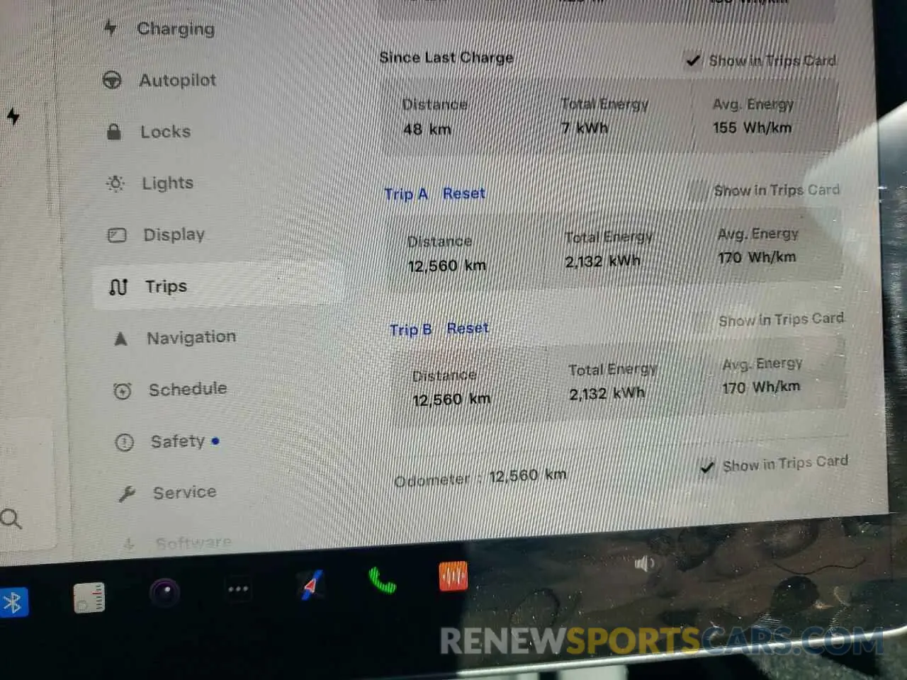 9 Photograph of a damaged car 7SAYGAEE6RF061654 TESLA MODEL Y 2024