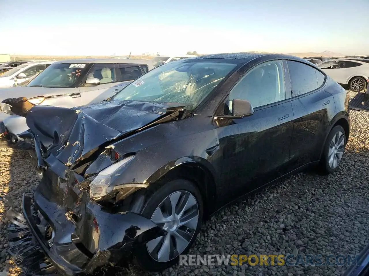 1 Photograph of a damaged car 7SAYGAEE6RF071388 TESLA MODEL Y 2024
