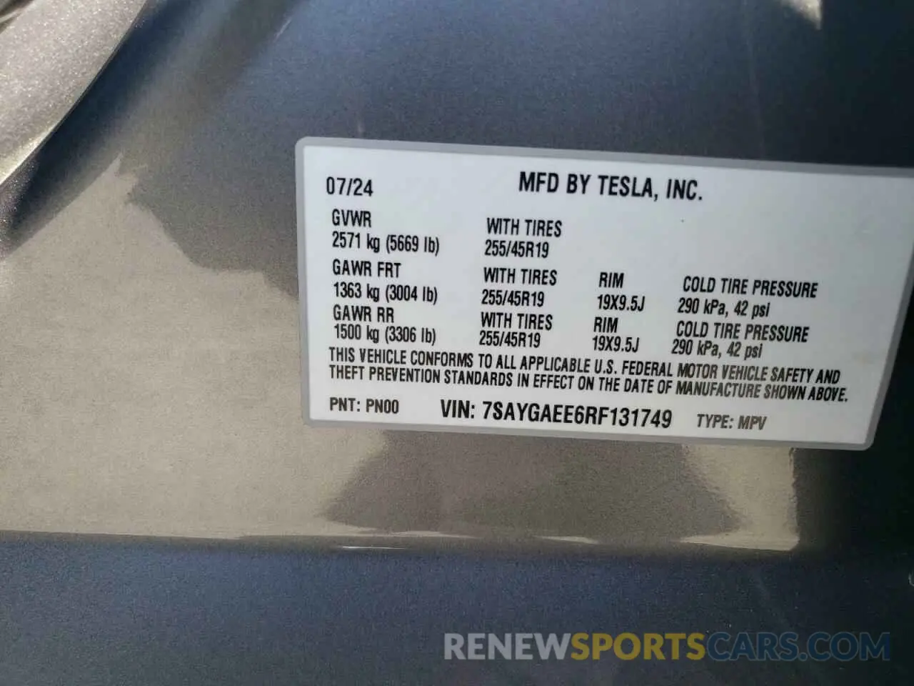 14 Photograph of a damaged car 7SAYGAEE6RF131749 TESLA MODEL Y 2024