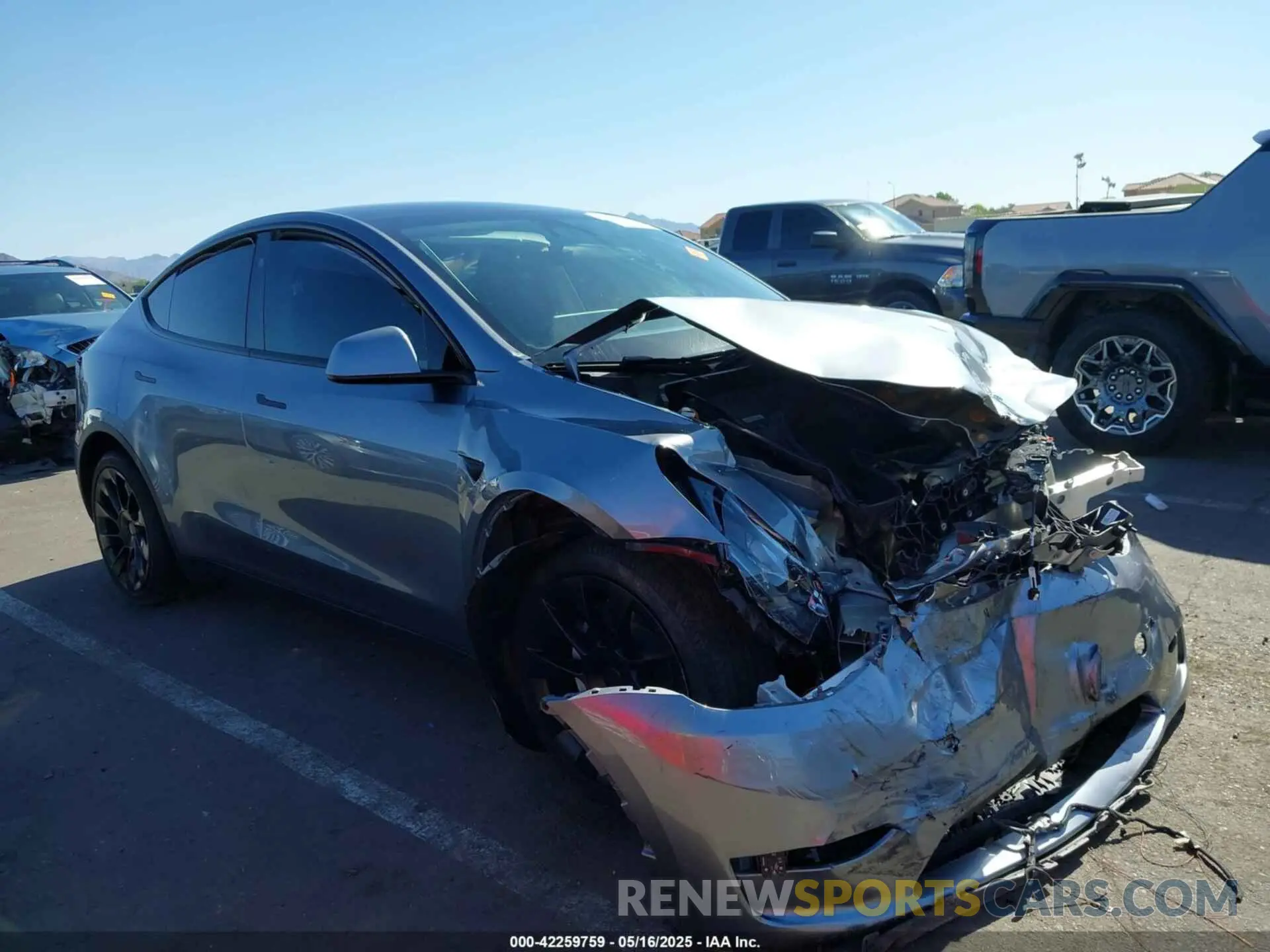 1 Photograph of a damaged car 7SAYGAEE6RF155551 TESLA MODEL Y 2024