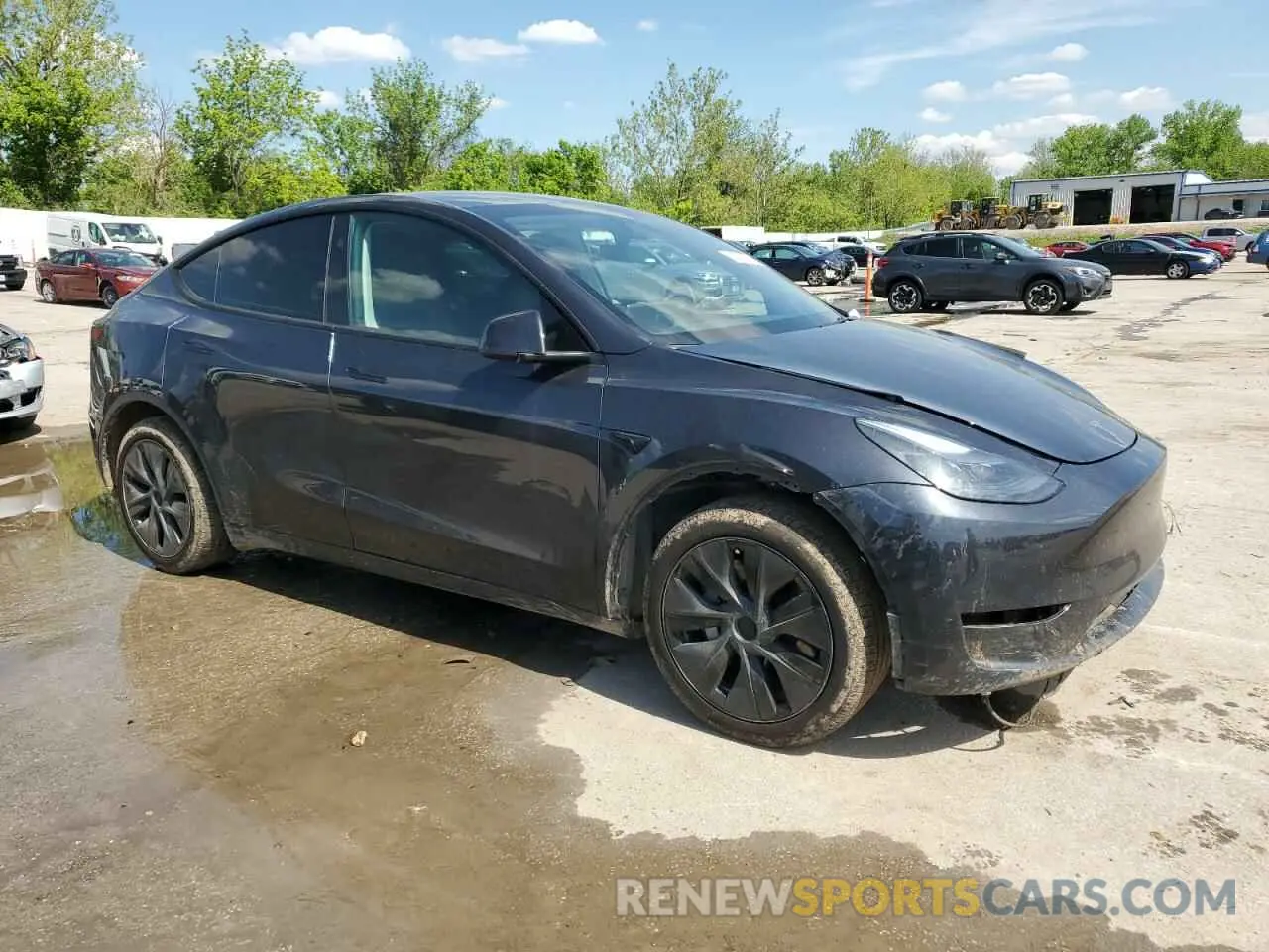 4 Photograph of a damaged car 7SAYGAEE6RF160698 TESLA MODEL Y 2024