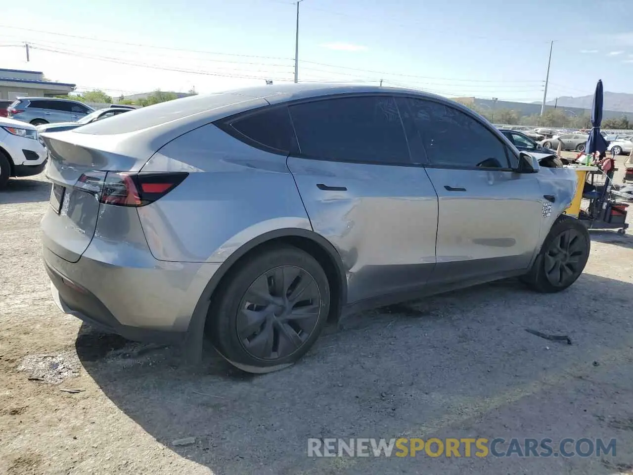 3 Photograph of a damaged car 7SAYGAEE6RF168333 TESLA MODEL Y 2024