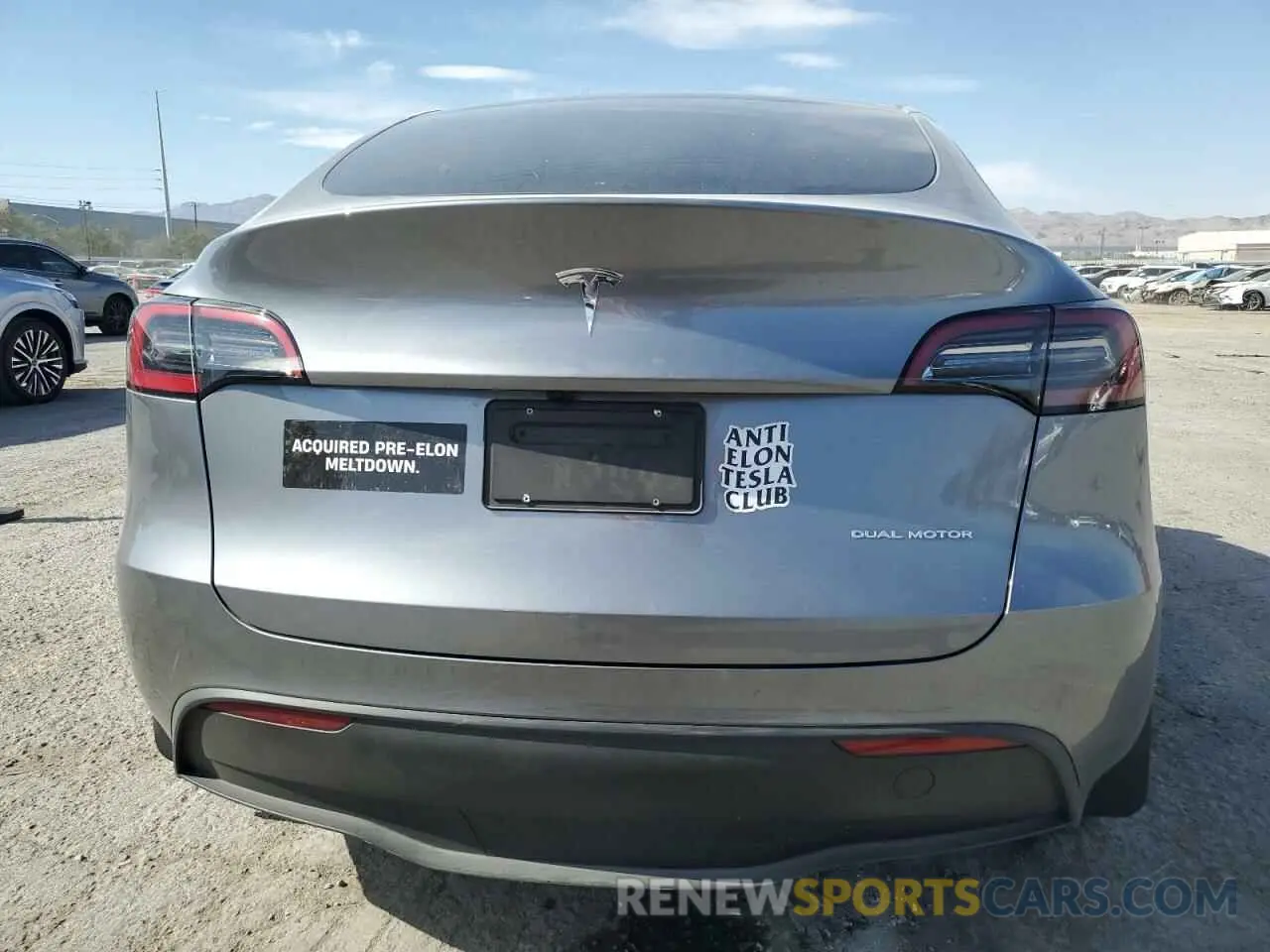 6 Photograph of a damaged car 7SAYGAEE6RF168333 TESLA MODEL Y 2024