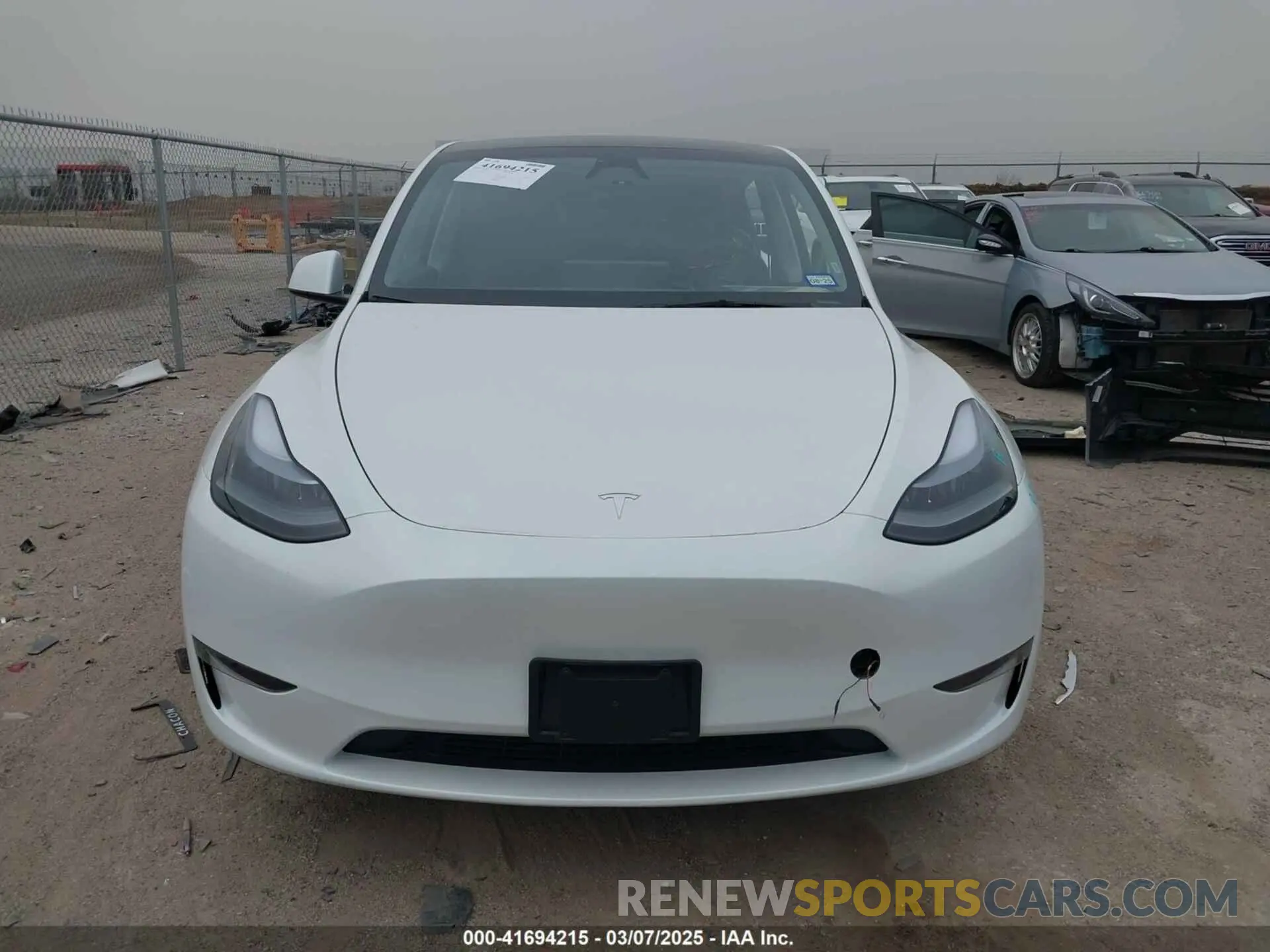 11 Photograph of a damaged car 7SAYGAEE6RF171037 TESLA MODEL Y 2024