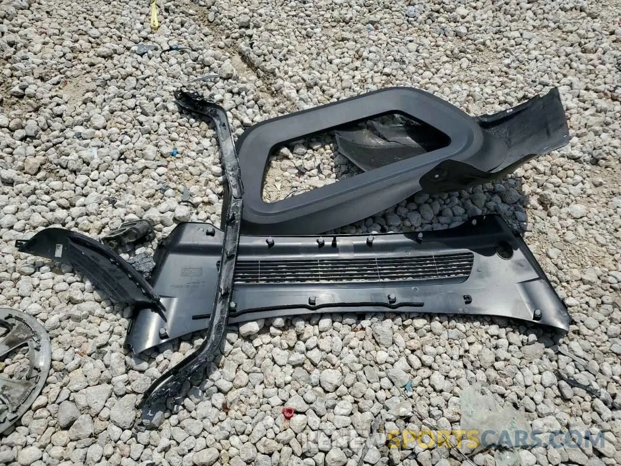 13 Photograph of a damaged car 7SAYGAEE6RF196245 TESLA MODEL Y 2024