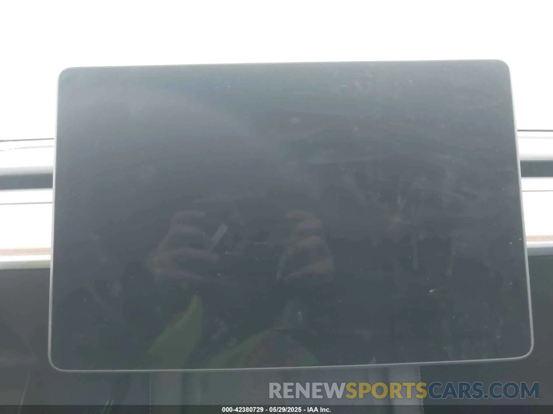 7 Photograph of a damaged car 7SAYGAEE6RF988976 TESLA MODEL Y 2024