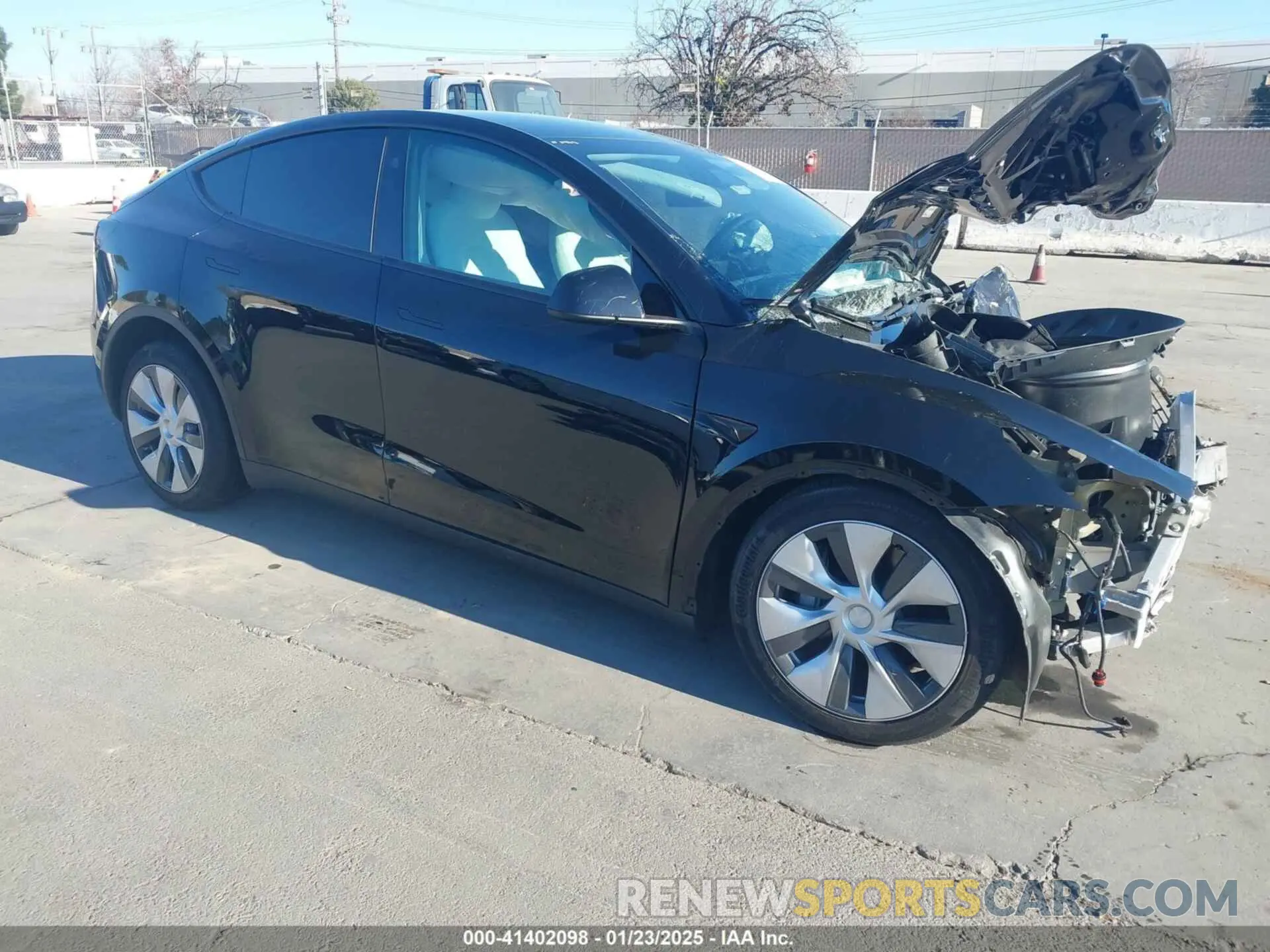 1 Photograph of a damaged car 7SAYGAEE7RF014424 TESLA MODEL Y 2024