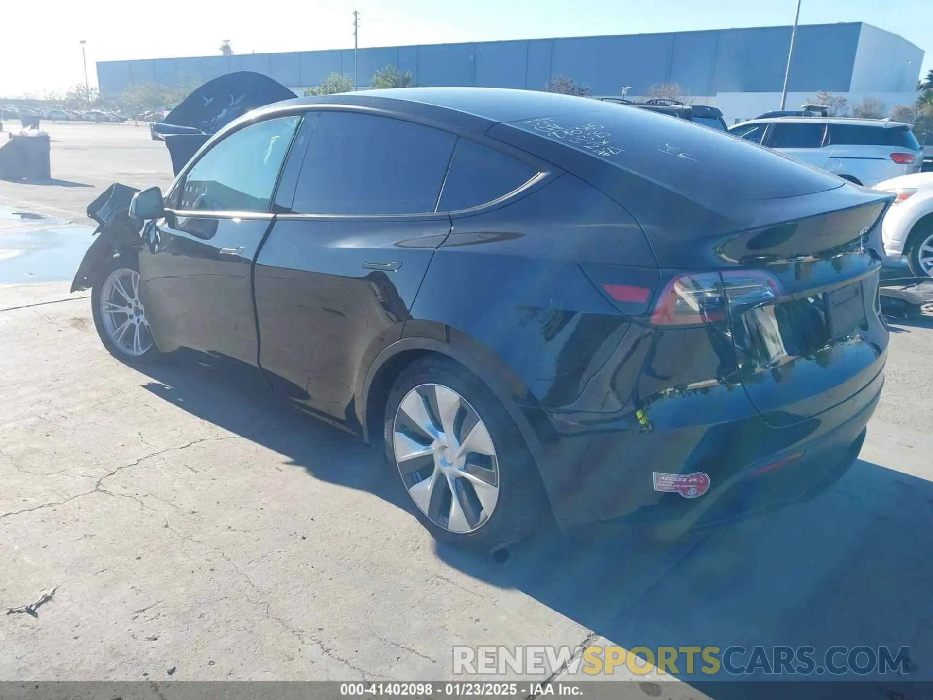 3 Photograph of a damaged car 7SAYGAEE7RF014424 TESLA MODEL Y 2024