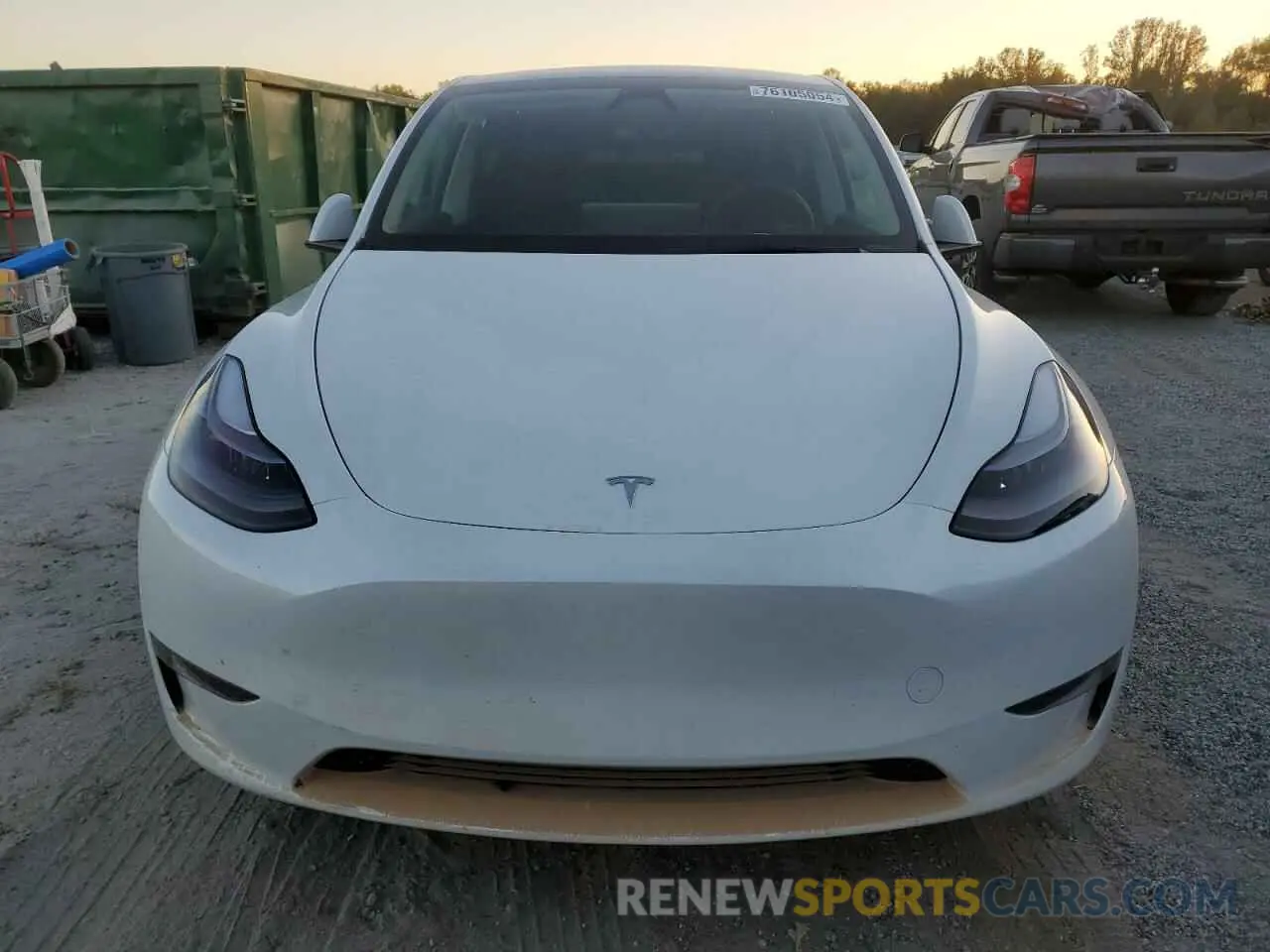 5 Photograph of a damaged car 7SAYGAEE7RF091388 TESLA MODEL Y 2024