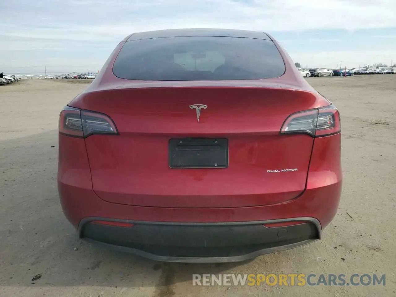 6 Photograph of a damaged car 7SAYGAEE8RF081789 TESLA MODEL Y 2024
