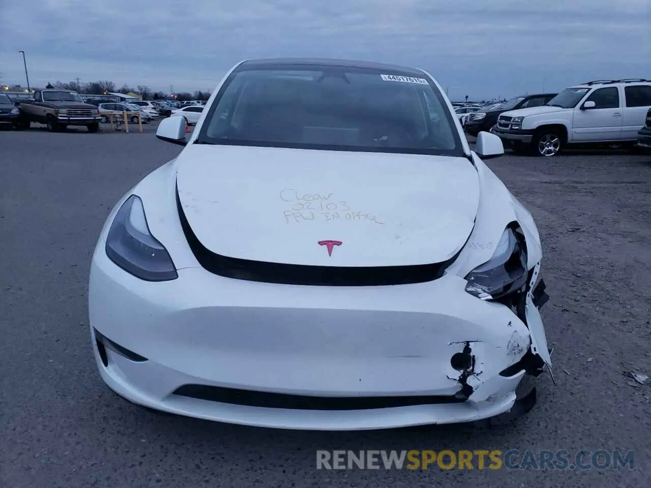 5 Photograph of a damaged car 7SAYGAEE9RF099721 TESLA MODEL Y 2024