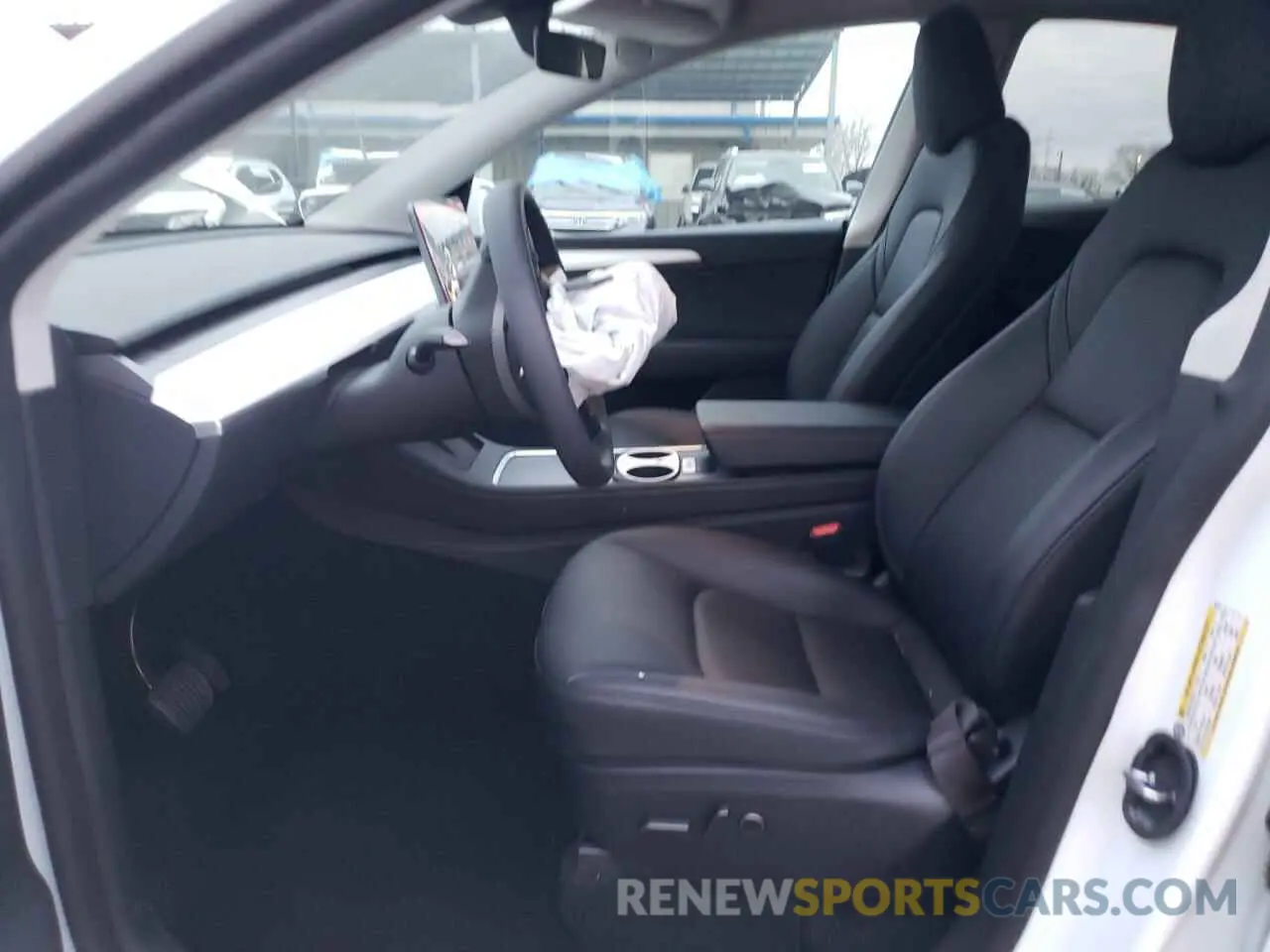 7 Photograph of a damaged car 7SAYGAEE9RF099721 TESLA MODEL Y 2024