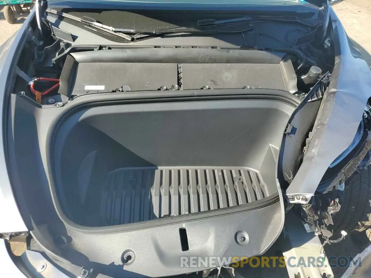 12 Photograph of a damaged car 7SAYGAEE9RF109602 TESLA MODEL Y 2024