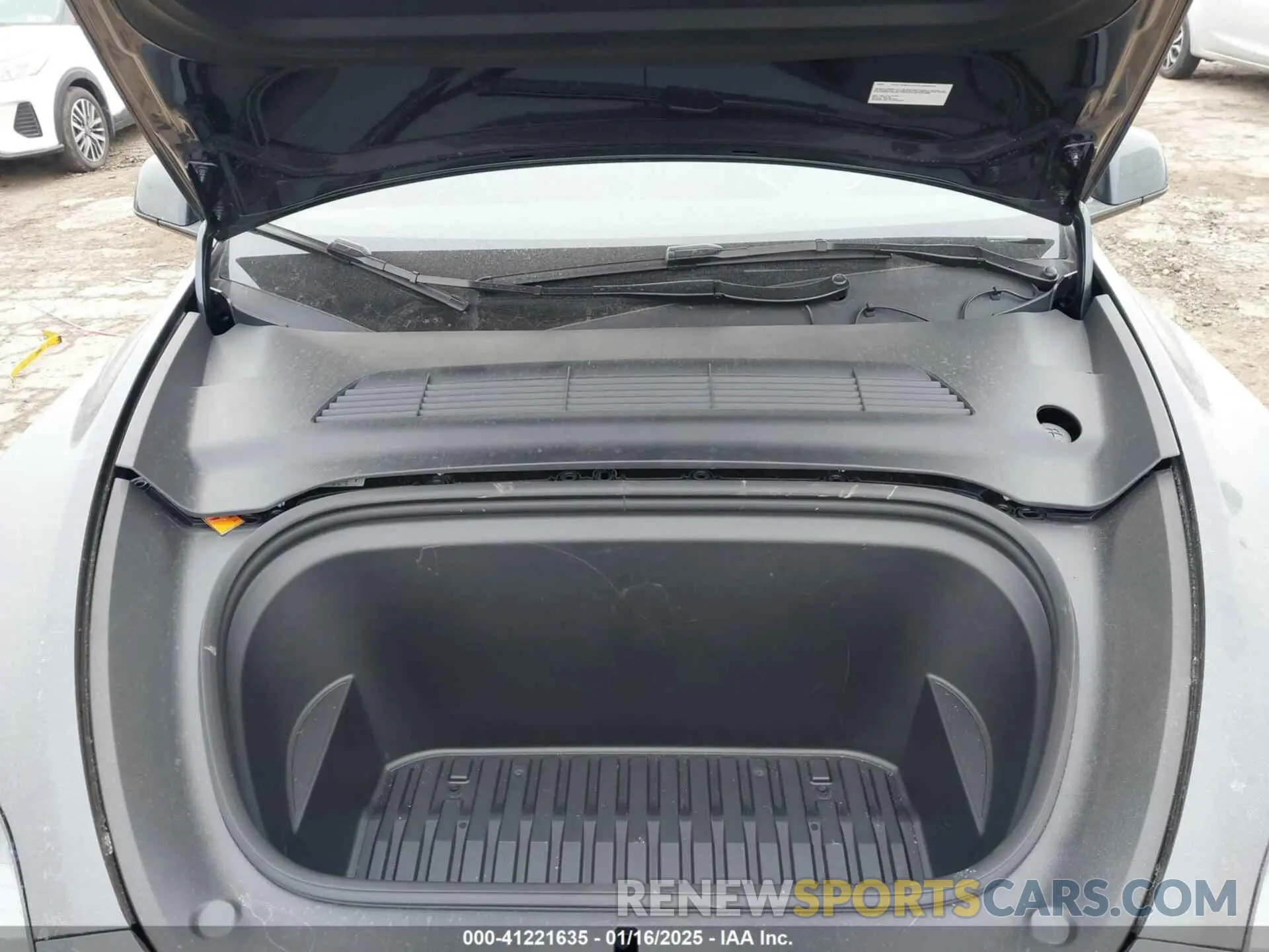 10 Photograph of a damaged car 7SAYGAEE9RF180802 TESLA MODEL Y 2024