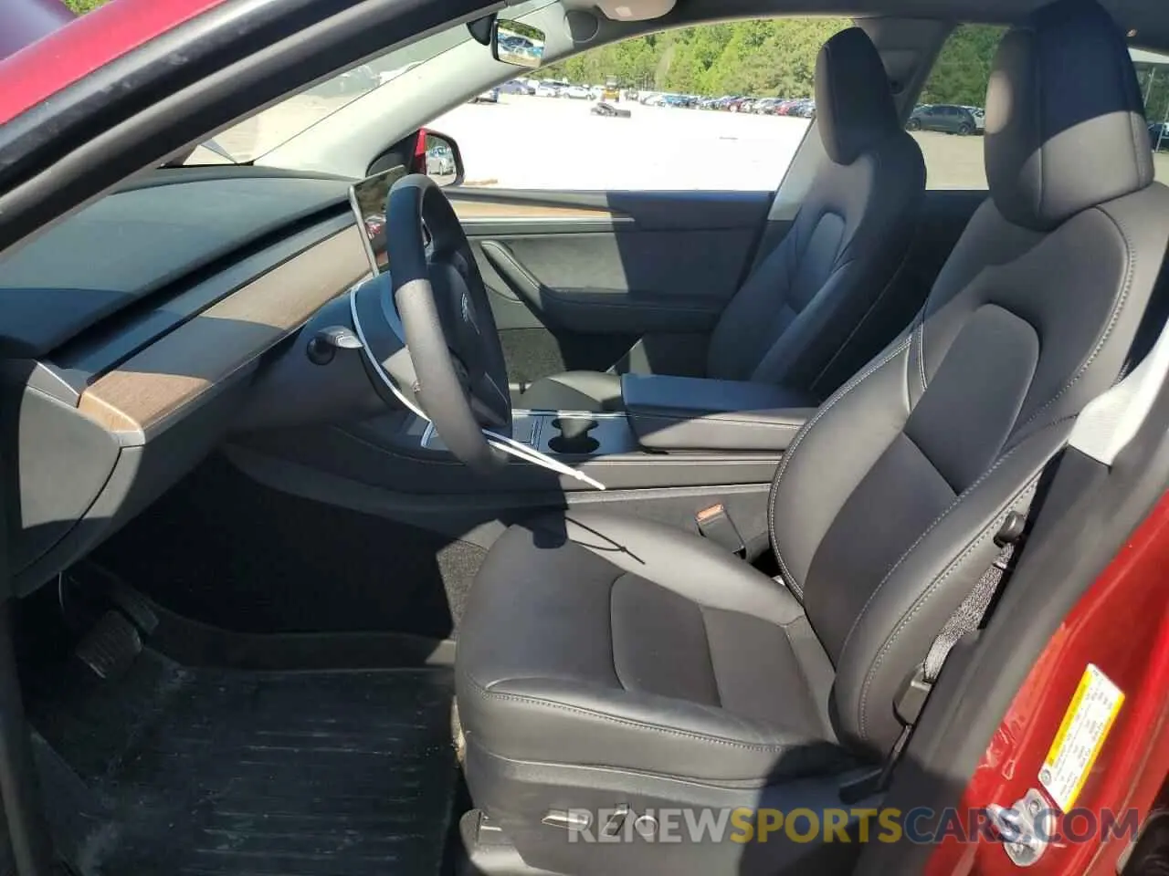 7 Photograph of a damaged car 7SAYGAEEXRF071829 TESLA MODEL Y 2024