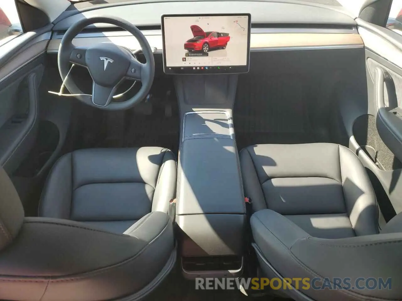 8 Photograph of a damaged car 7SAYGAEEXRF071829 TESLA MODEL Y 2024