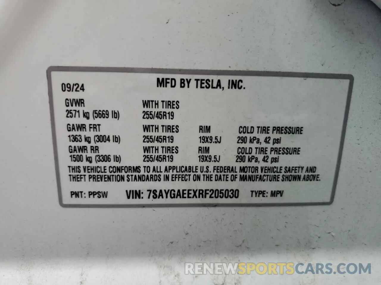 13 Photograph of a damaged car 7SAYGAEEXRF205030 TESLA MODEL Y 2024