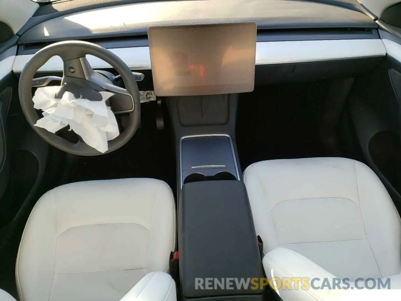 8 Photograph of a damaged car 7SAYGAEEXRF991797 TESLA MODEL Y 2024