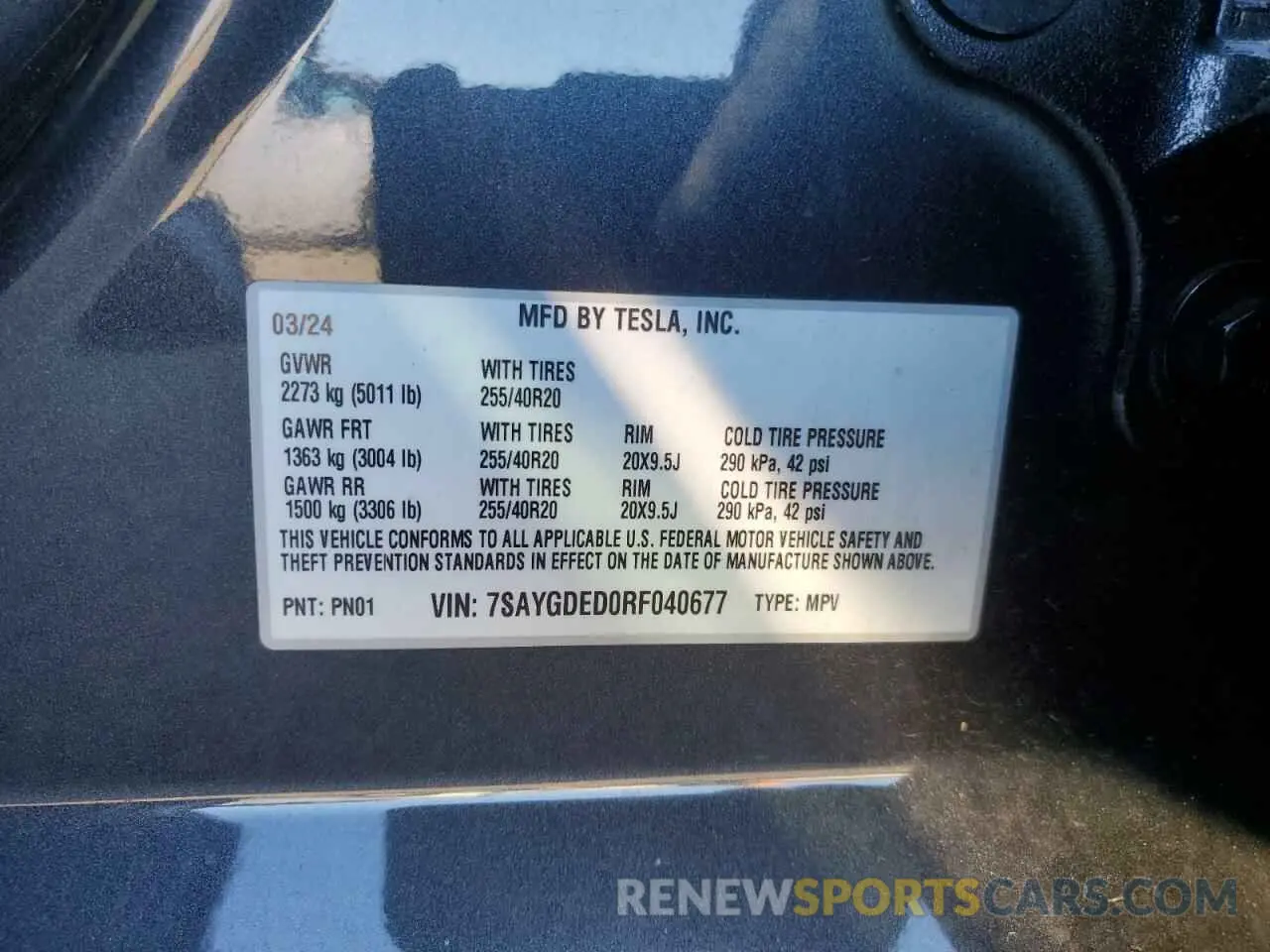 14 Photograph of a damaged car 7SAYGDED0RF040677 TESLA MODEL Y 2024