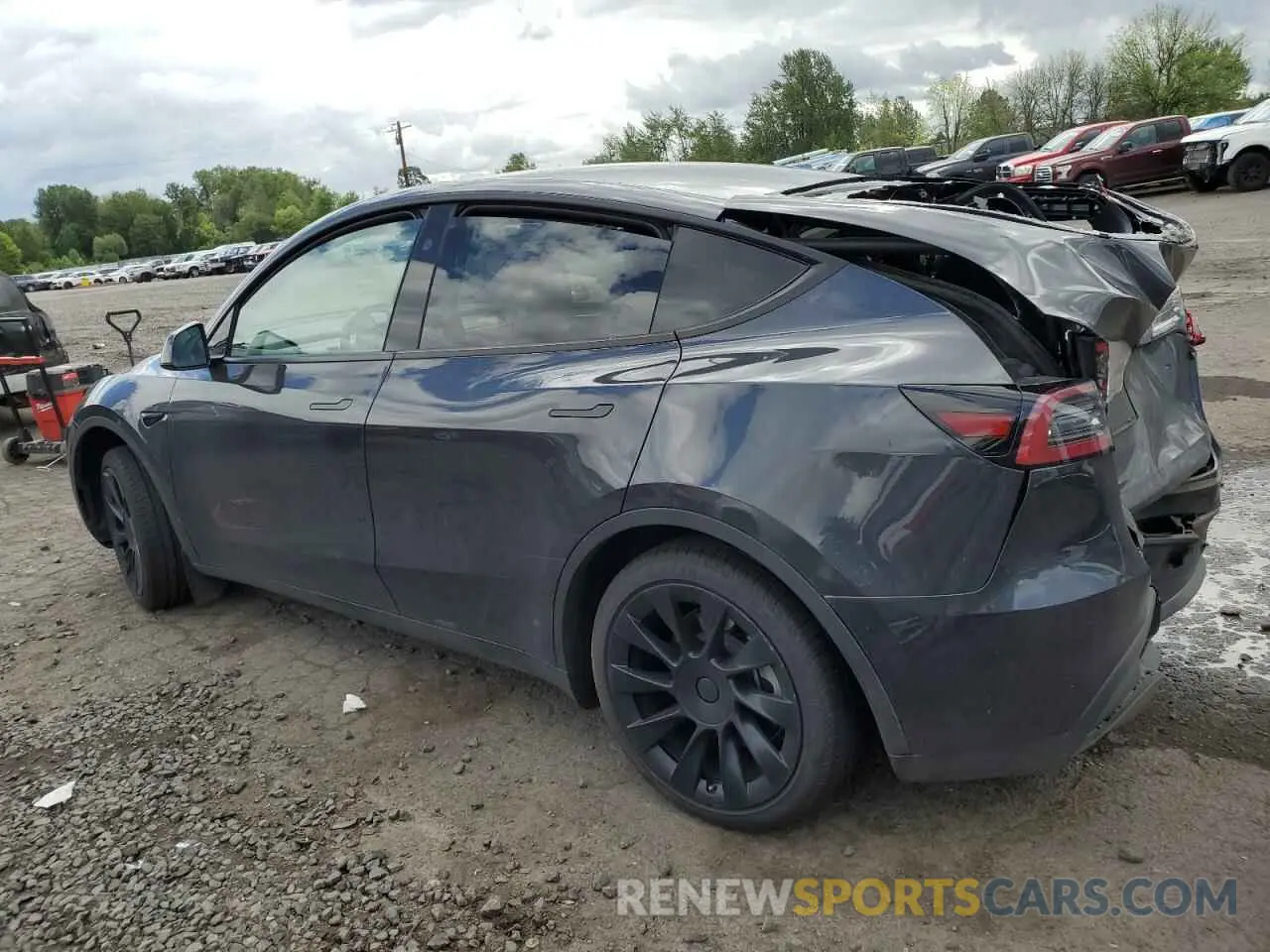 2 Photograph of a damaged car 7SAYGDED0RF043675 TESLA MODEL Y 2024