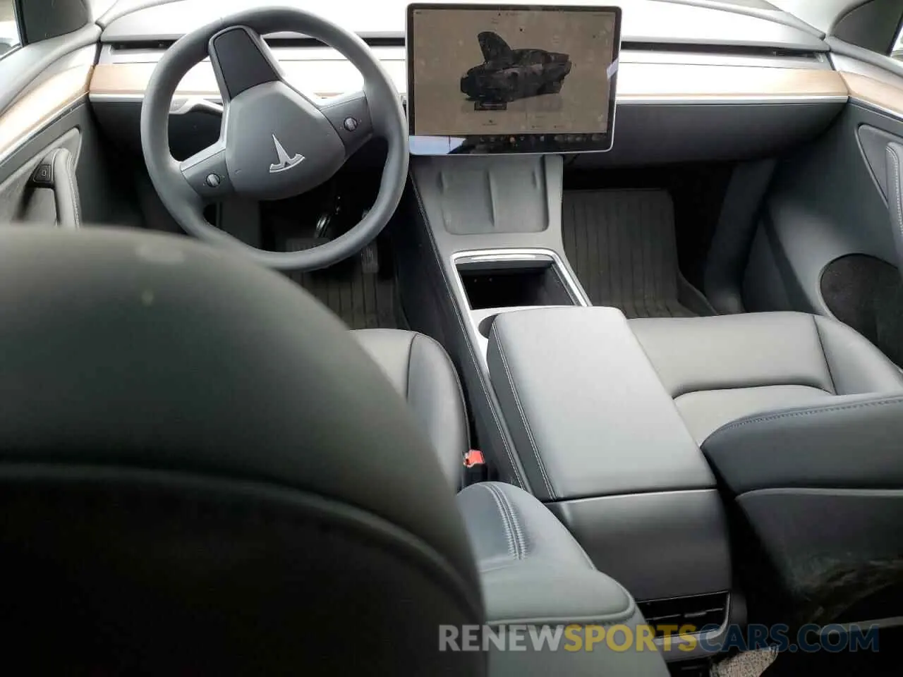 8 Photograph of a damaged car 7SAYGDED0RF043675 TESLA MODEL Y 2024