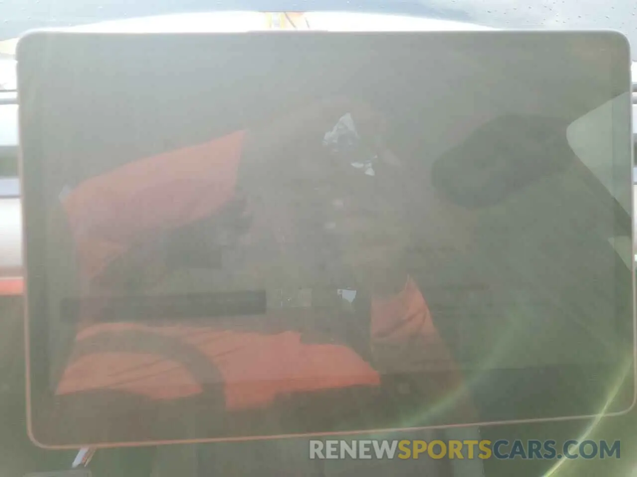 9 Photograph of a damaged car 7SAYGDED0RF093184 TESLA MODEL Y 2024