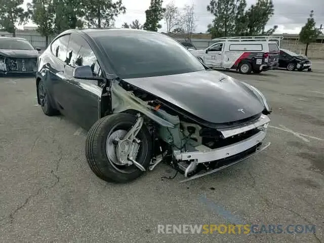 11 Photograph of a damaged car 7SAYGDED0RF111859 TESLA MODEL Y 2024