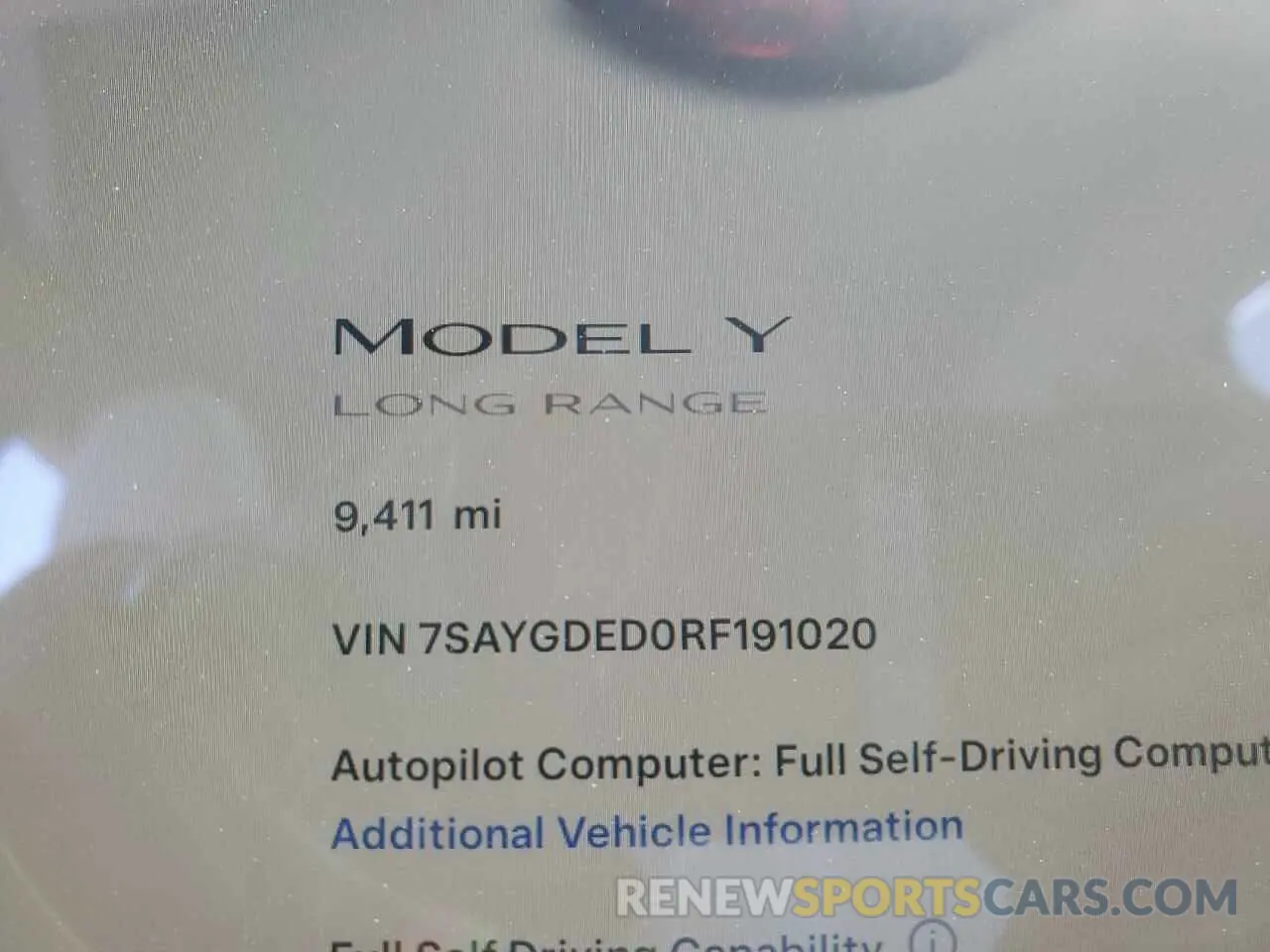9 Photograph of a damaged car 7SAYGDED0RF191020 TESLA MODEL Y 2024