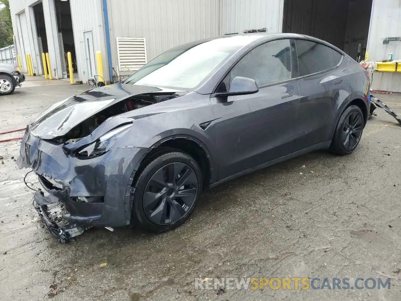 1 Photograph of a damaged car 7SAYGDED1RA303983 TESLA MODEL Y 2024