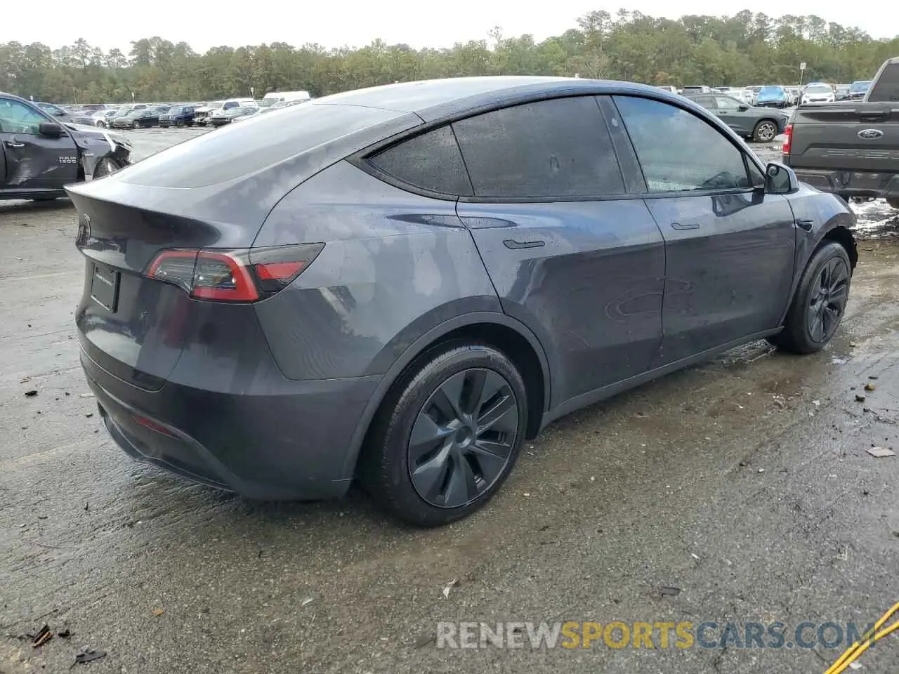 3 Photograph of a damaged car 7SAYGDED1RA303983 TESLA MODEL Y 2024