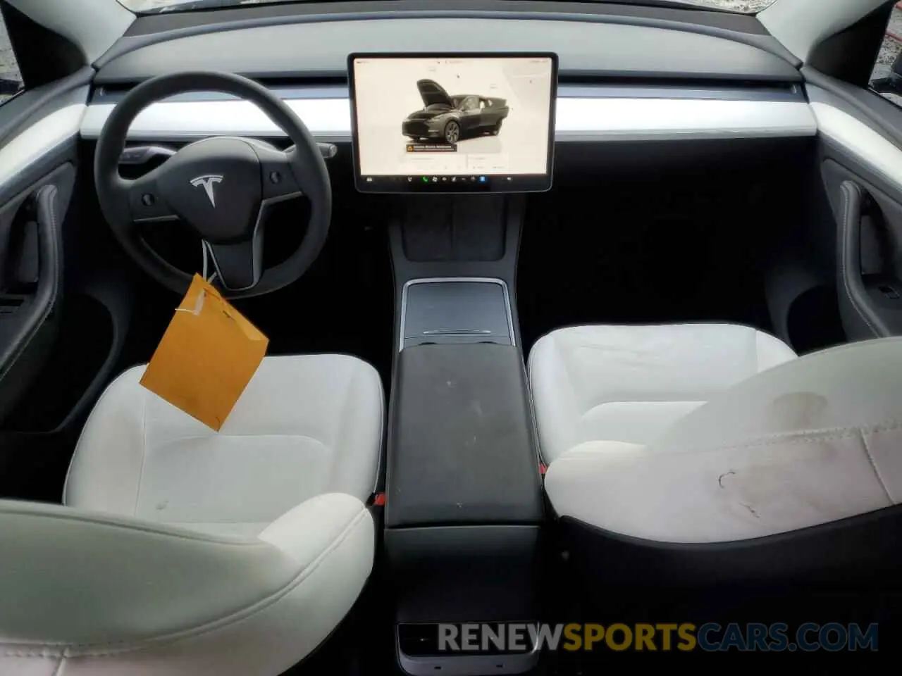 8 Photograph of a damaged car 7SAYGDED1RA303983 TESLA MODEL Y 2024