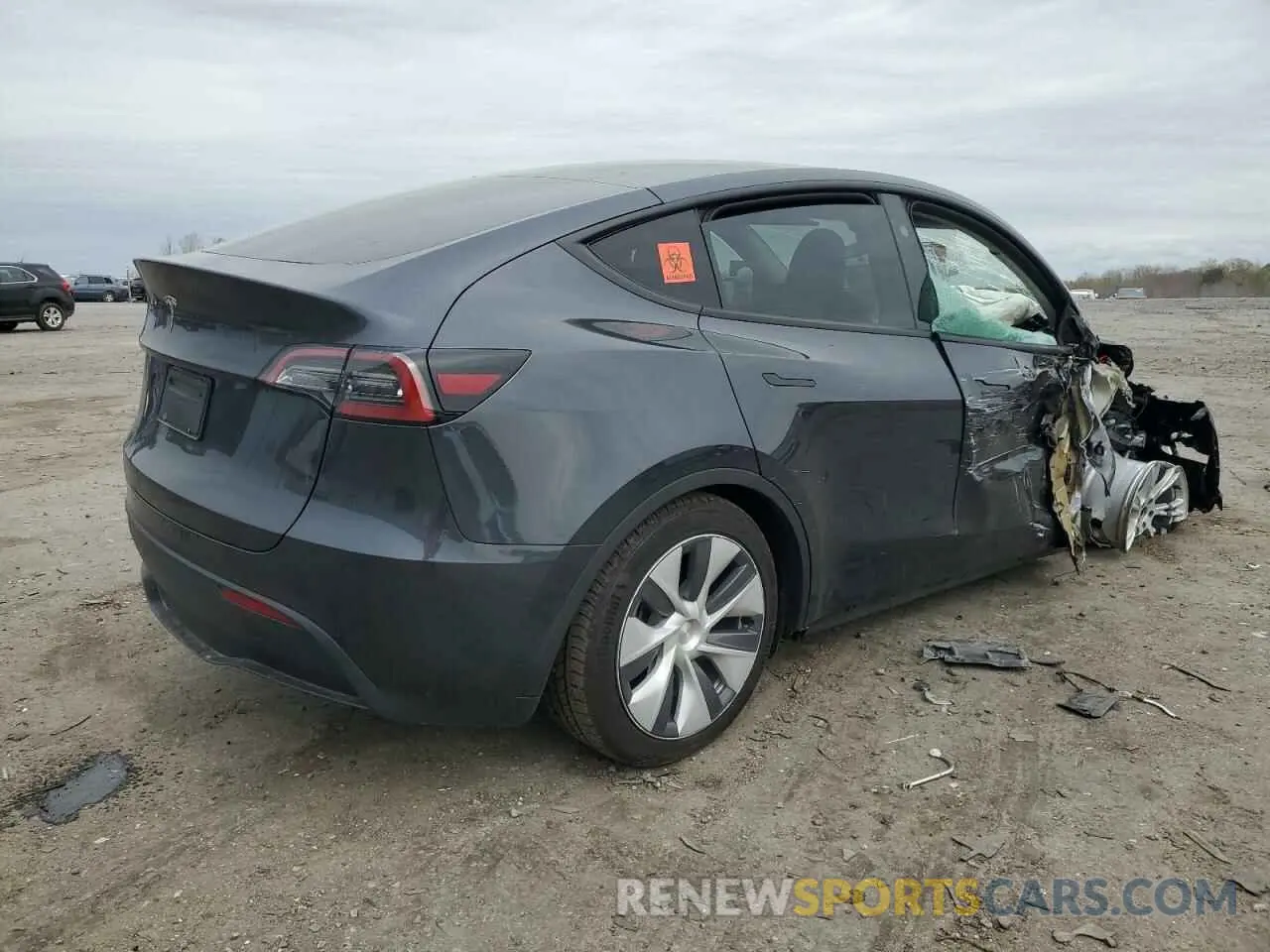 3 Photograph of a damaged car 7SAYGDED1RF092027 TESLA MODEL Y 2024