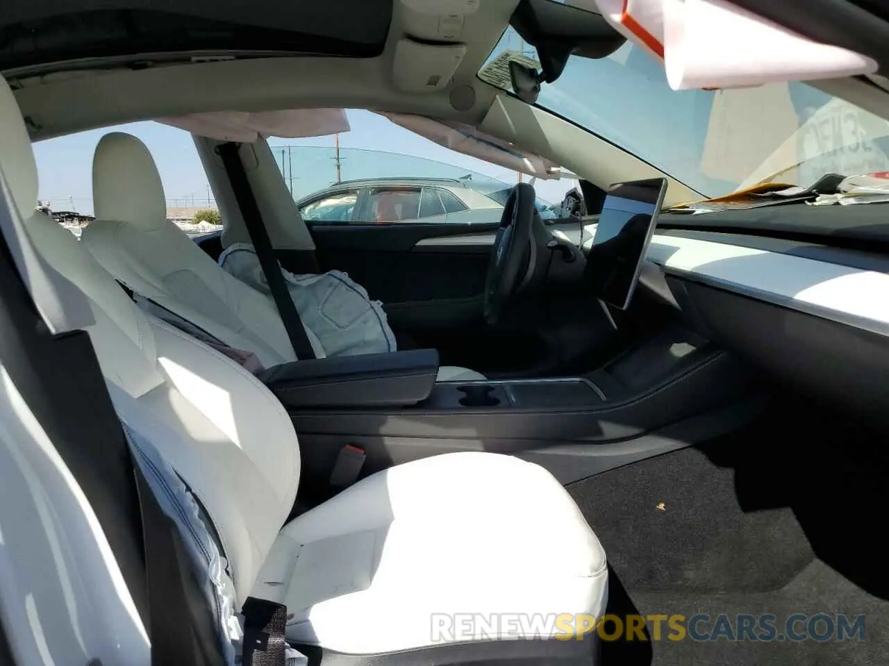 7 Photograph of a damaged car 7SAYGDED1RF104449 TESLA MODEL Y 2024