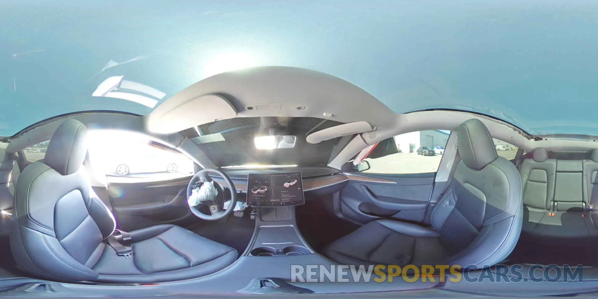 13 Photograph of a damaged car 7SAYGDED1RF115290 TESLA MODEL Y 2024
