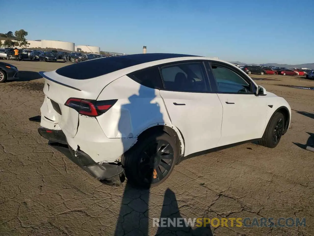 3 Photograph of a damaged car 7SAYGDED1RF154851 TESLA MODEL Y 2024
