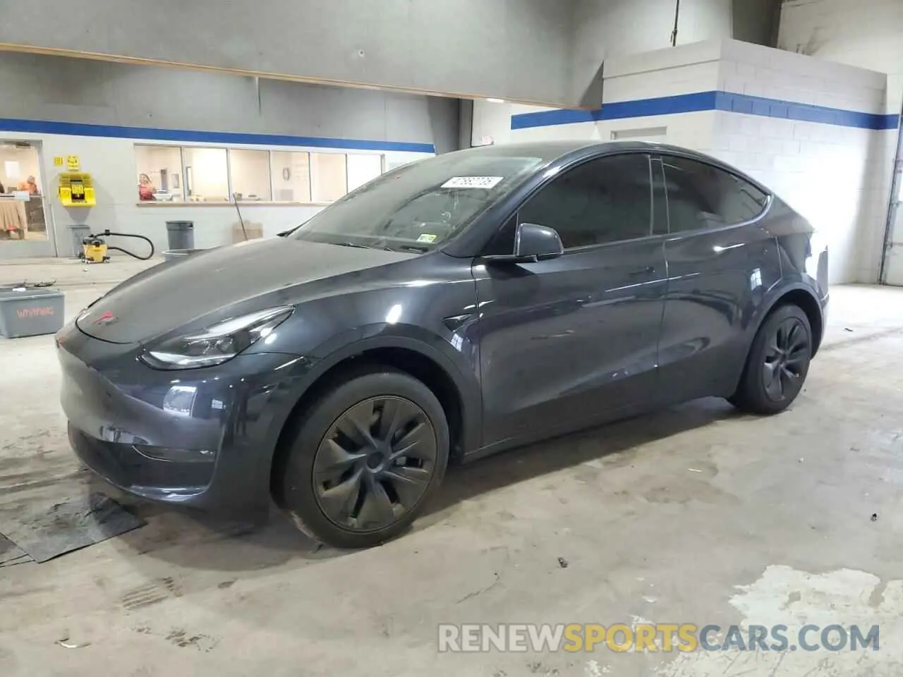 1 Photograph of a damaged car 7SAYGDED1RF207273 TESLA MODEL Y 2024