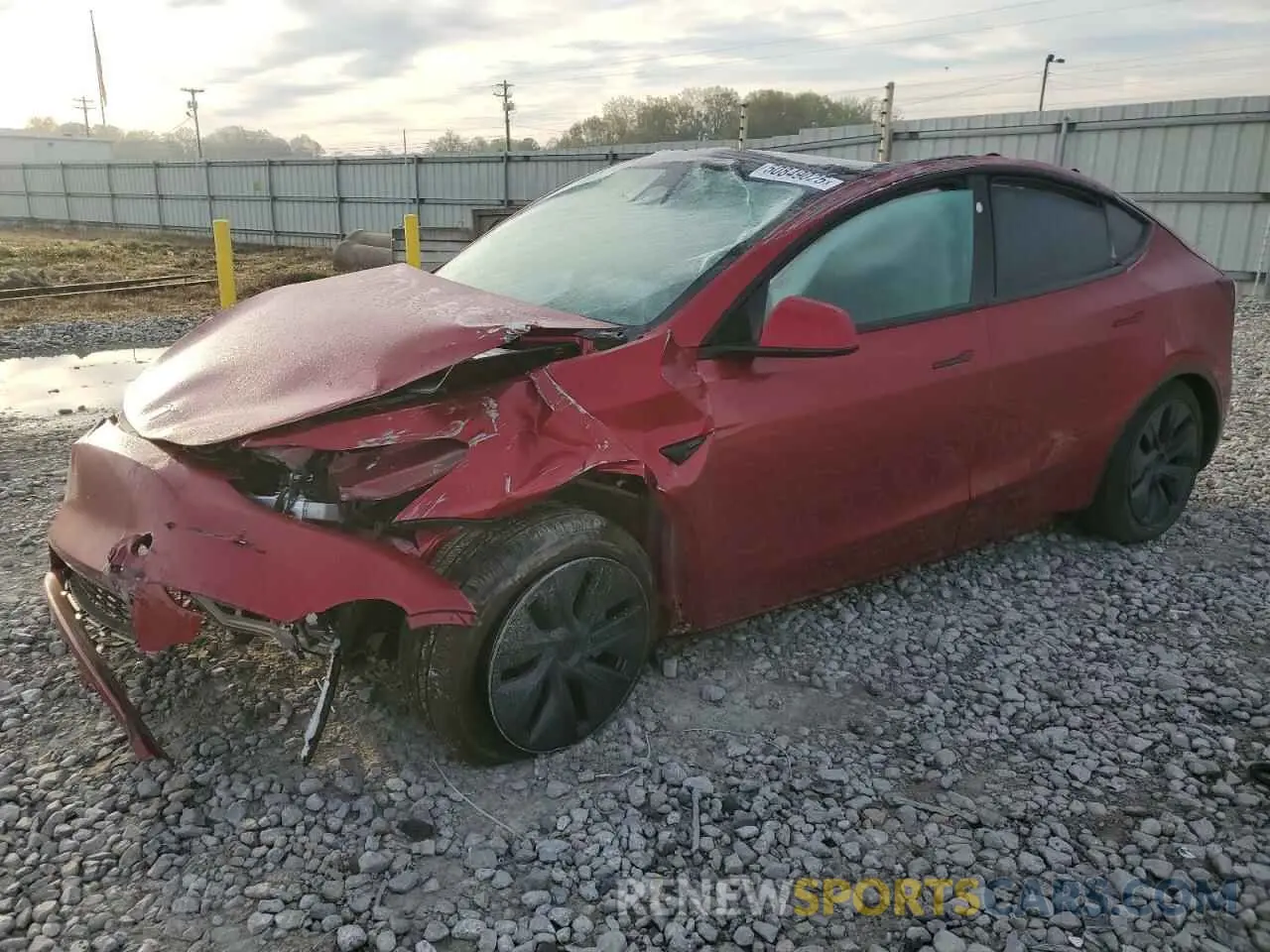 1 Photograph of a damaged car 7SAYGDED2RA331985 TESLA MODEL Y 2024