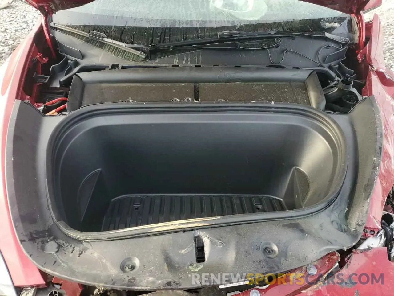 12 Photograph of a damaged car 7SAYGDED2RA331985 TESLA MODEL Y 2024