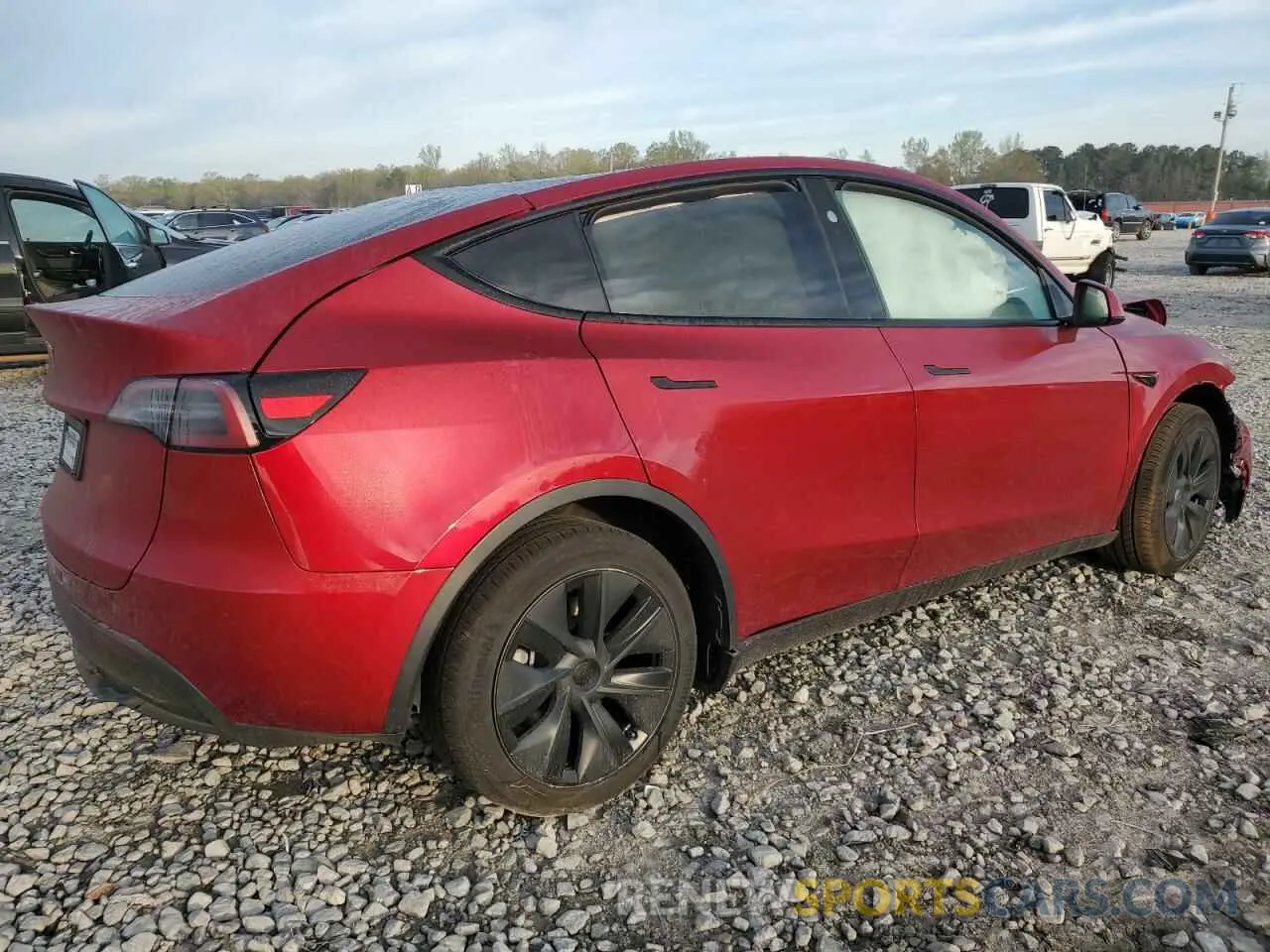 3 Photograph of a damaged car 7SAYGDED2RA331985 TESLA MODEL Y 2024
